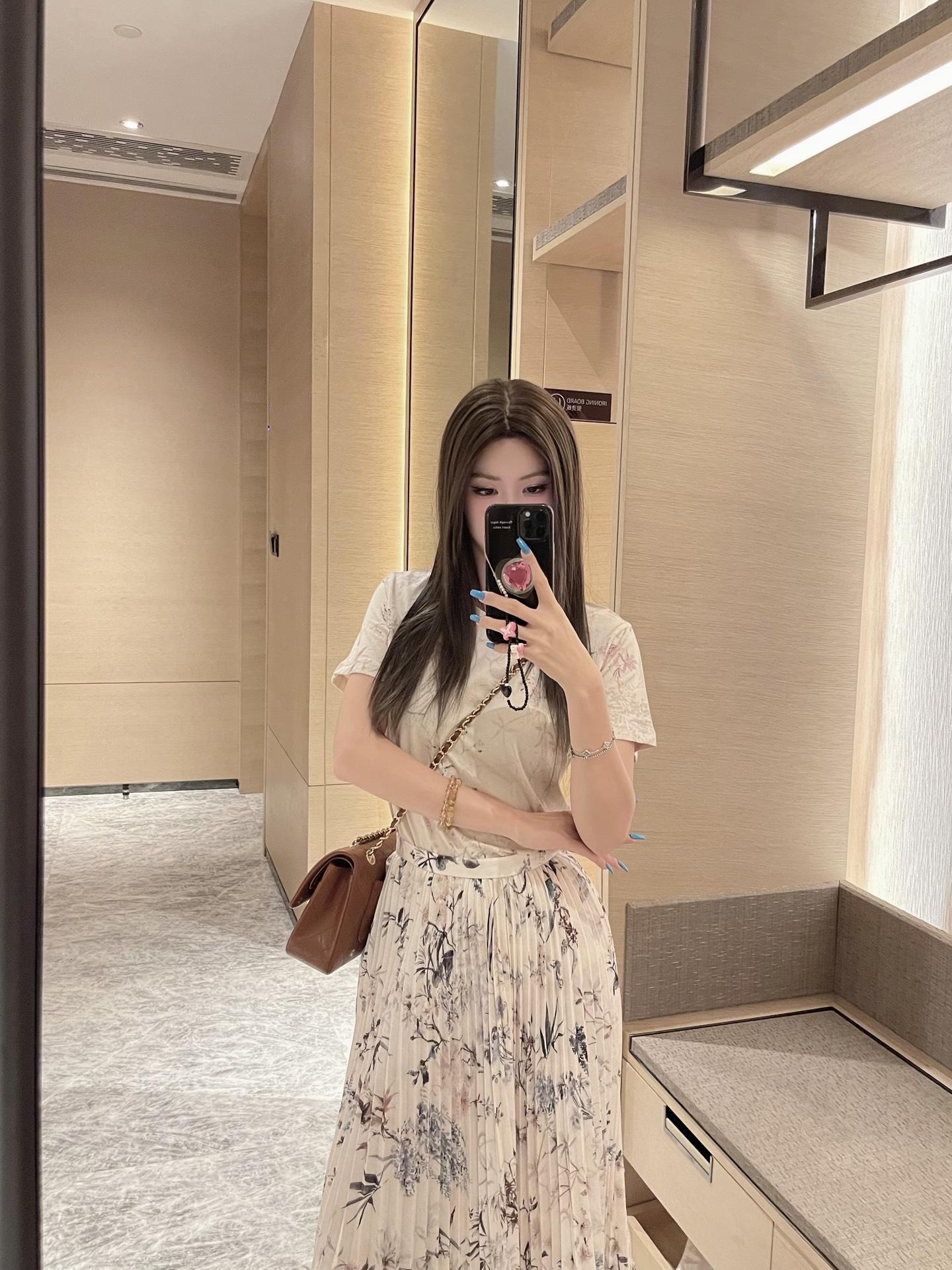 f321c5ce611fc7508c2a93d229719ea8.jpg