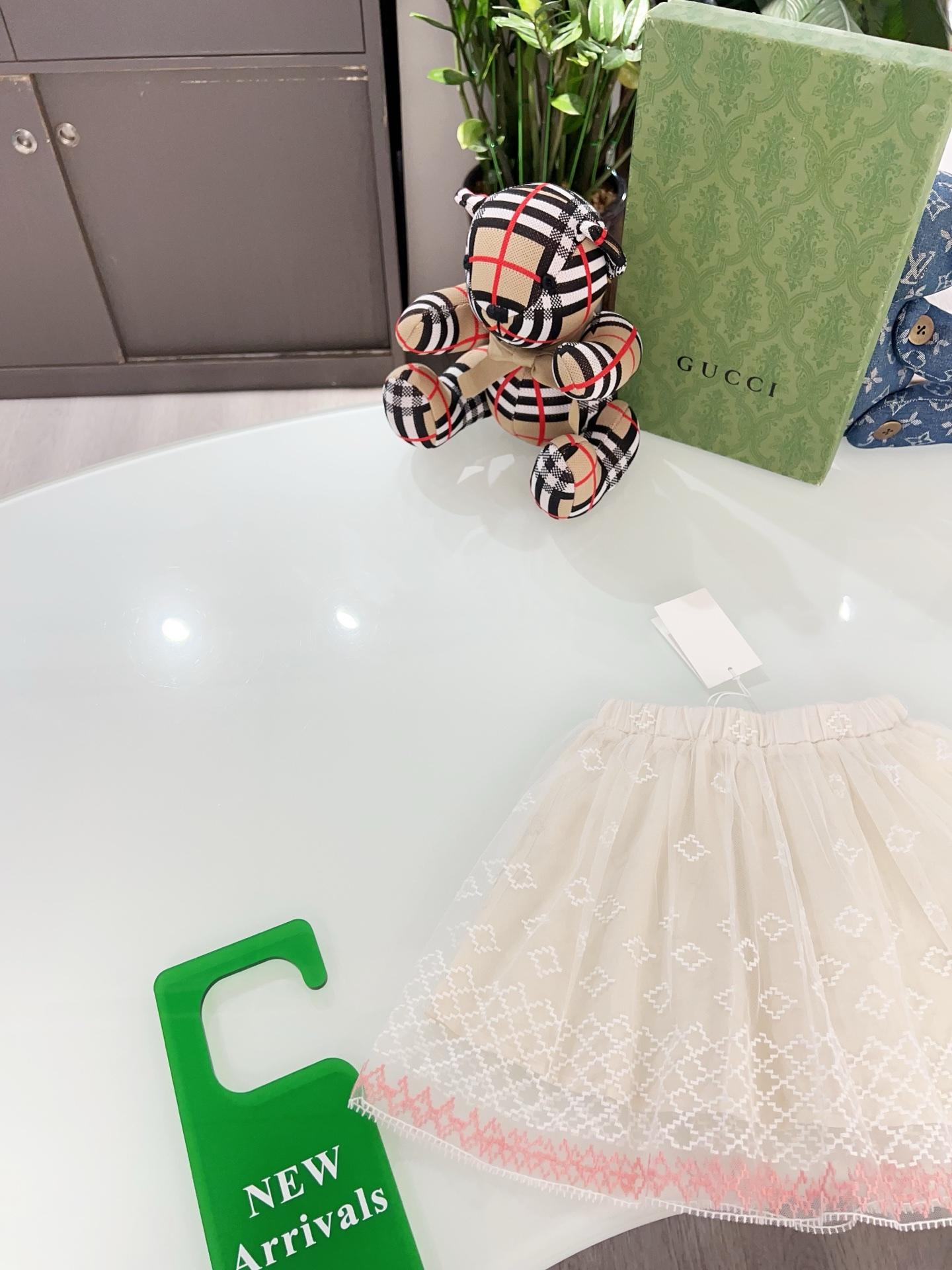 06de18cf6598bf18ccaa42d7b57f69e4.jpg