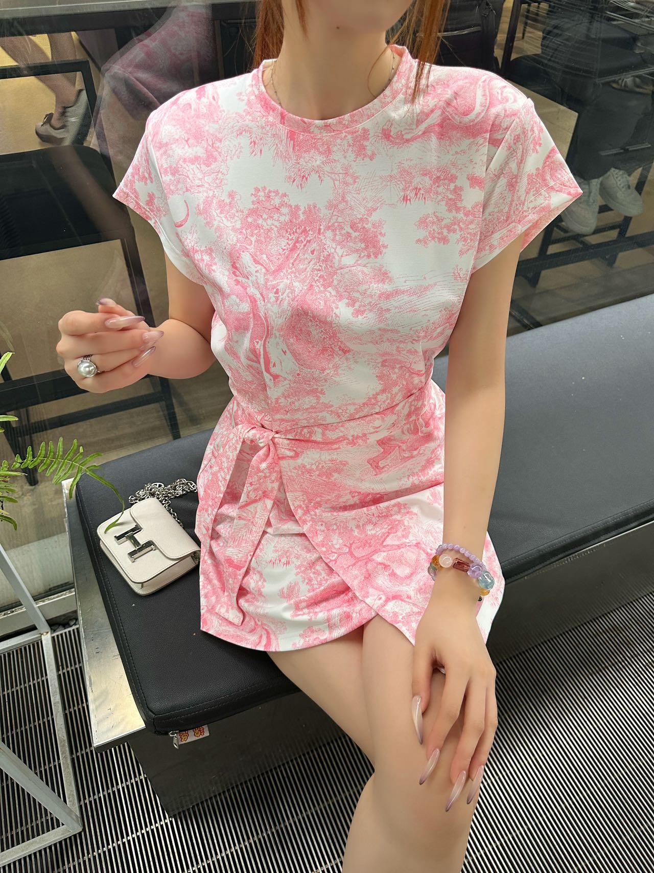 0f974a1d5d184275c7e4957122d1ac00.jpg