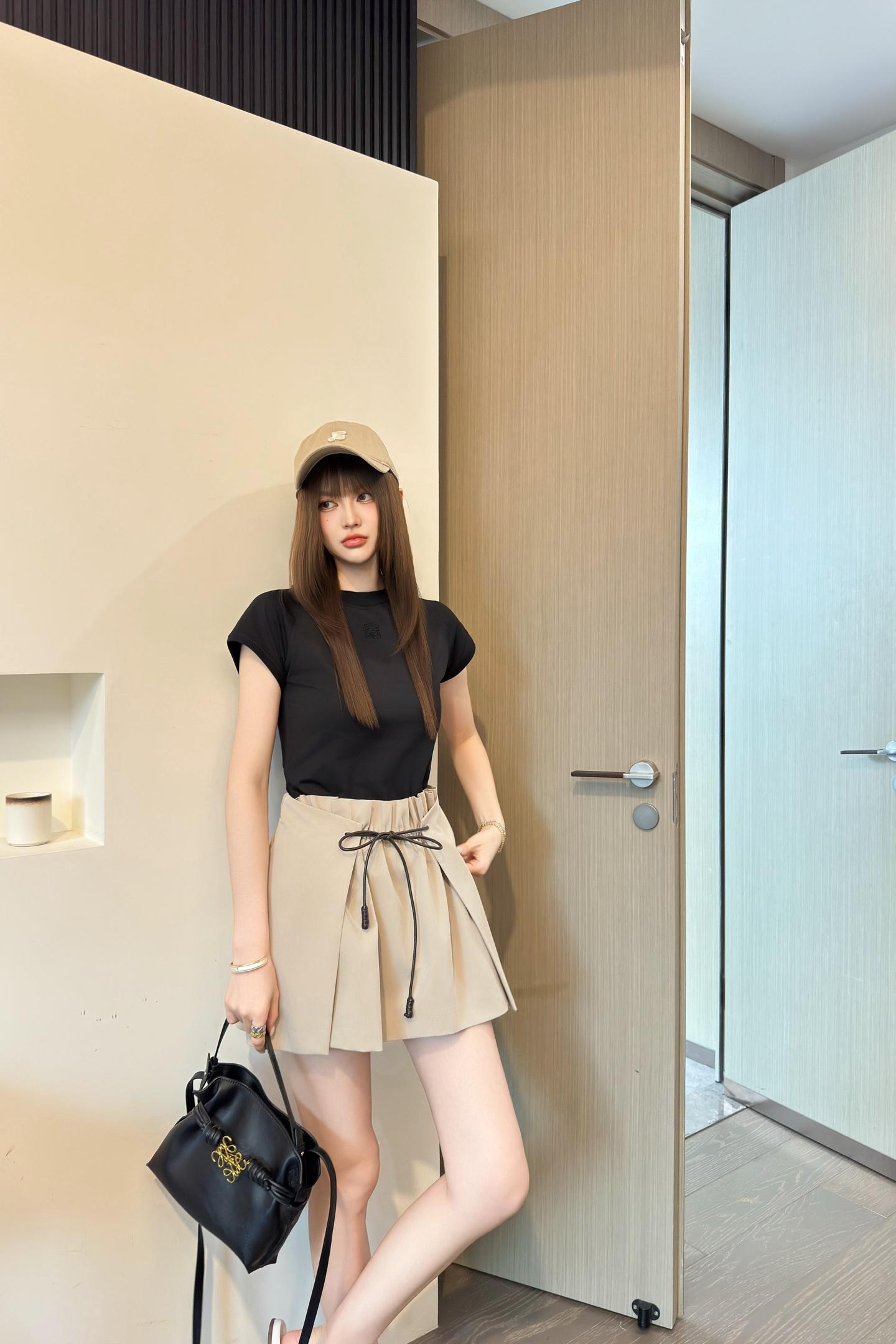 2165098be0492c6b489da8196e7fc422.jpg