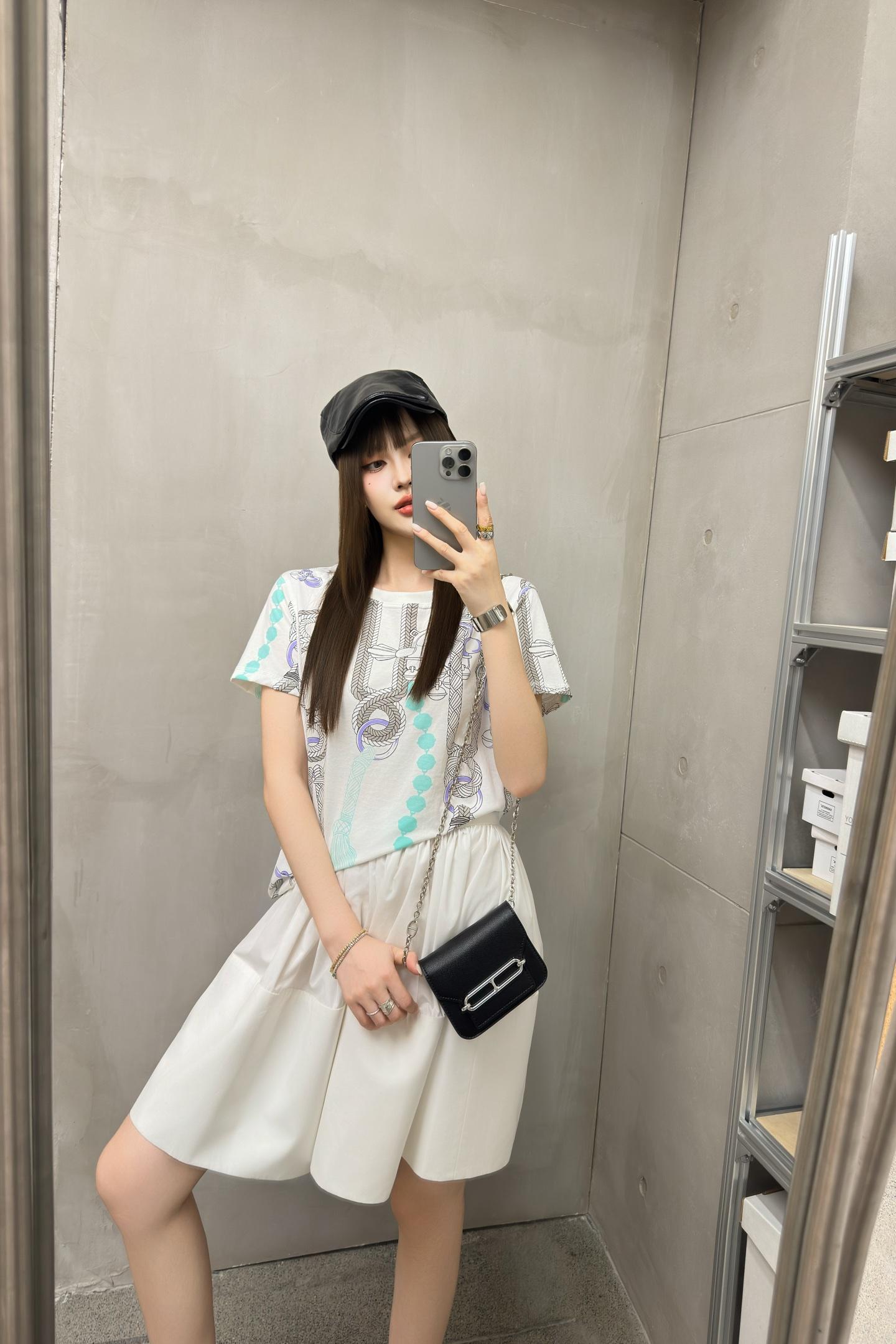 46706acb17f682b8f7afb77be703f5f8.jpg