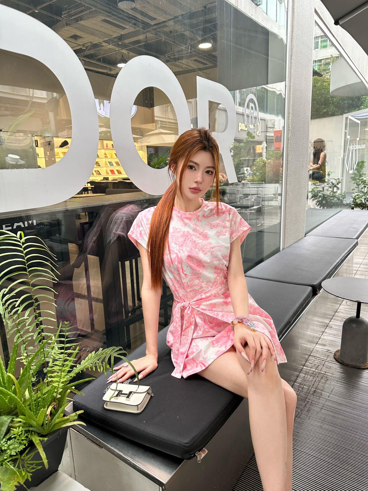 4d2076117a259709b4cf4eb9c22ba033.jpg