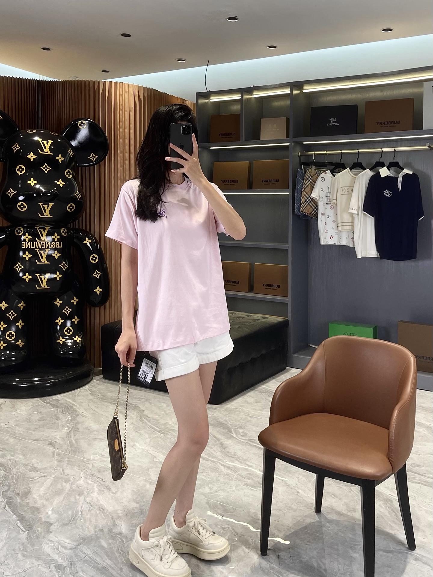 4d5aae604e4e0ea74acd530af15679f0.jpg