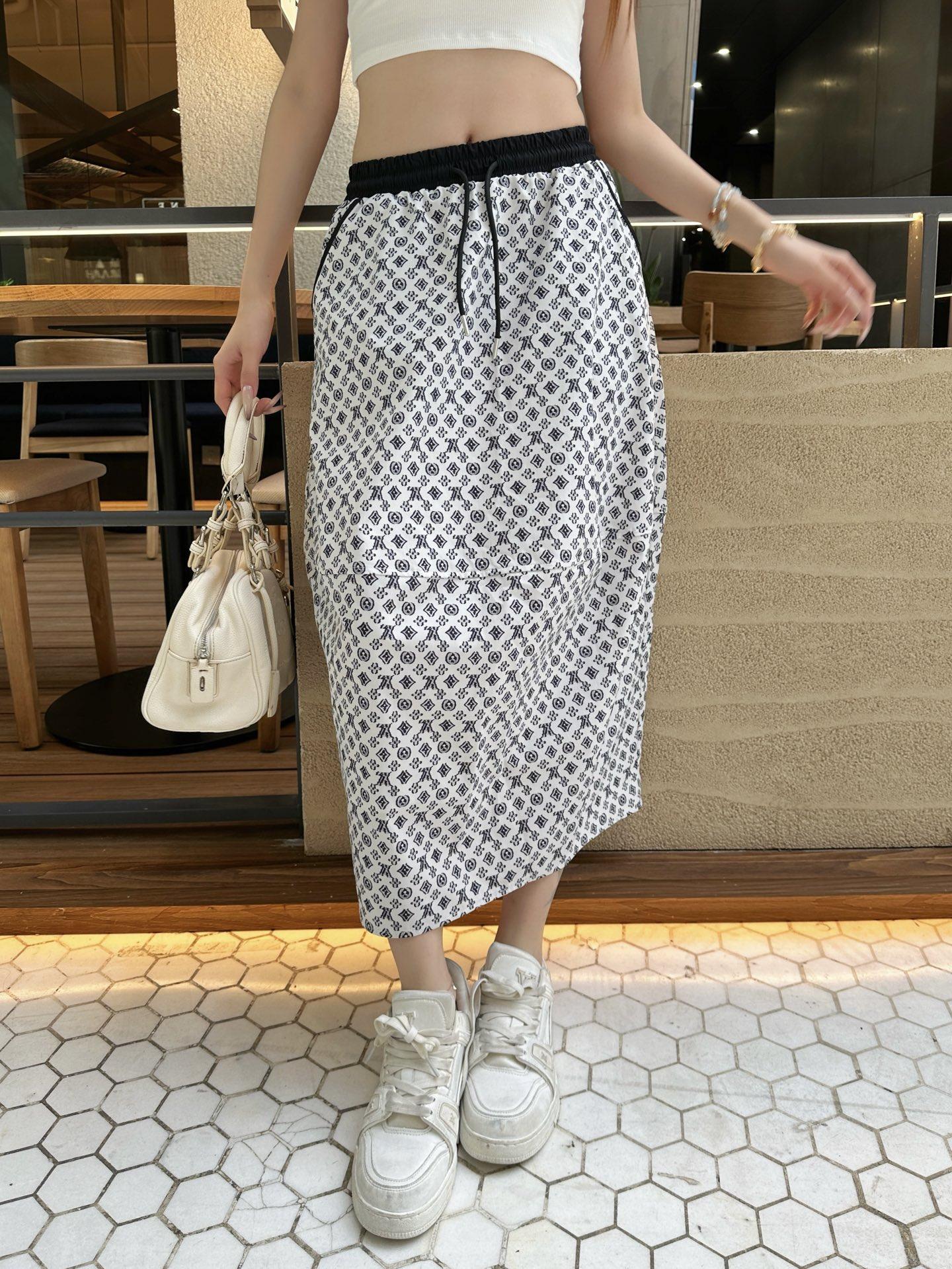 505579cff06fa4cf42cc9b1b3694e3b8.jpg