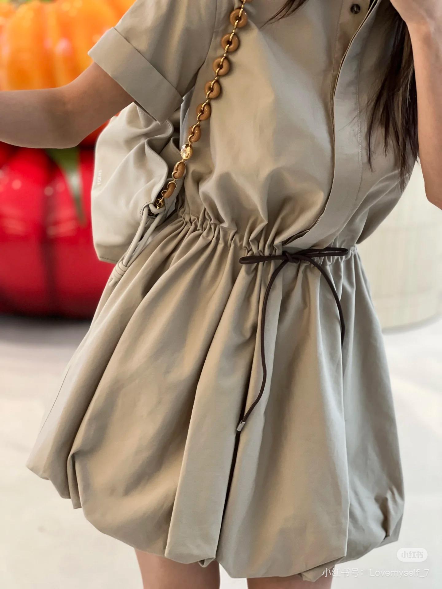 6757df8a672c40a64147b9ffbb0dd27e.jpg