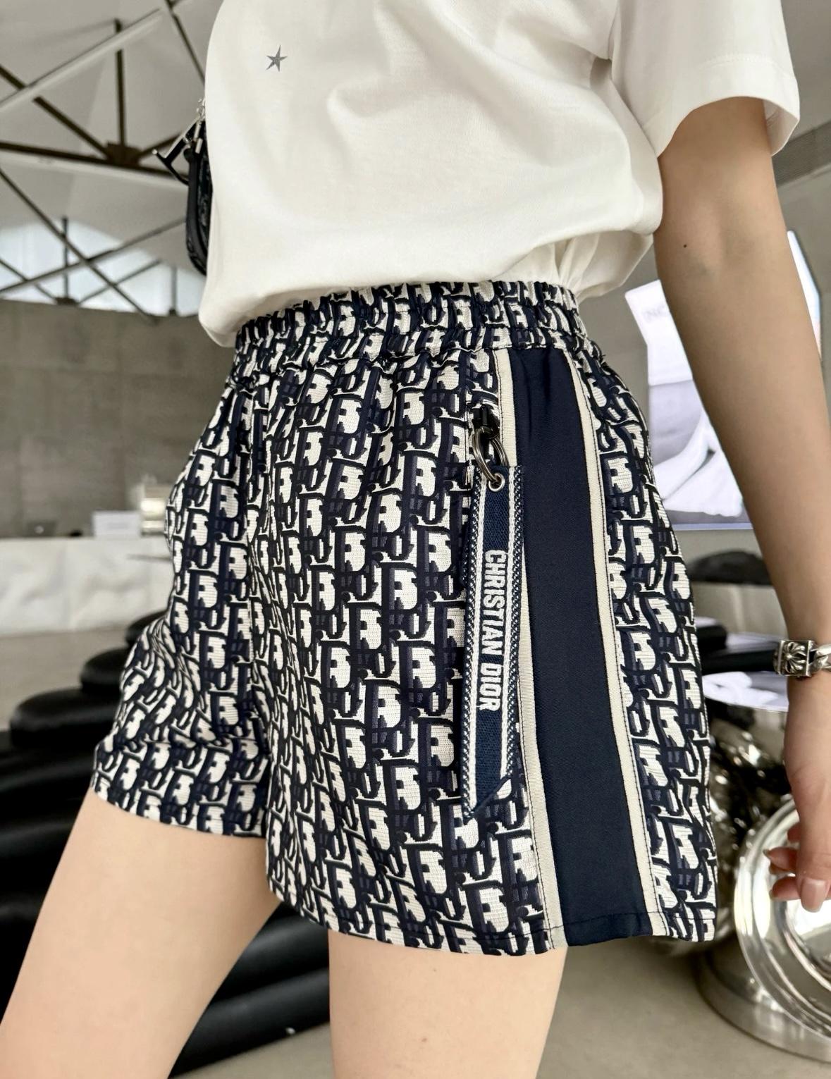 ad95857b8f2f5902dd82ad90b0569033.jpg
