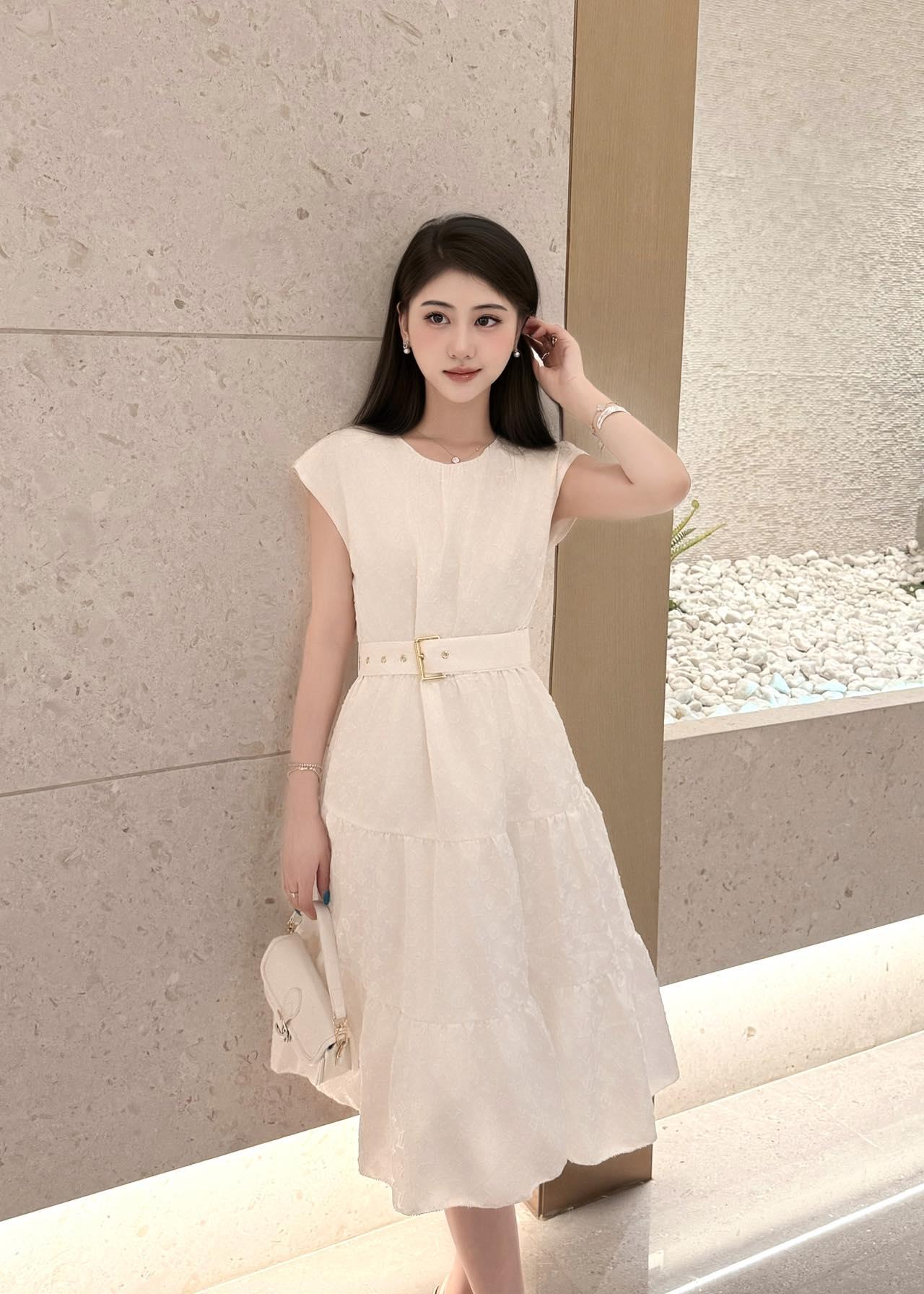 bcd01d5afb45889cb1f6ab1c2213d963.jpg
