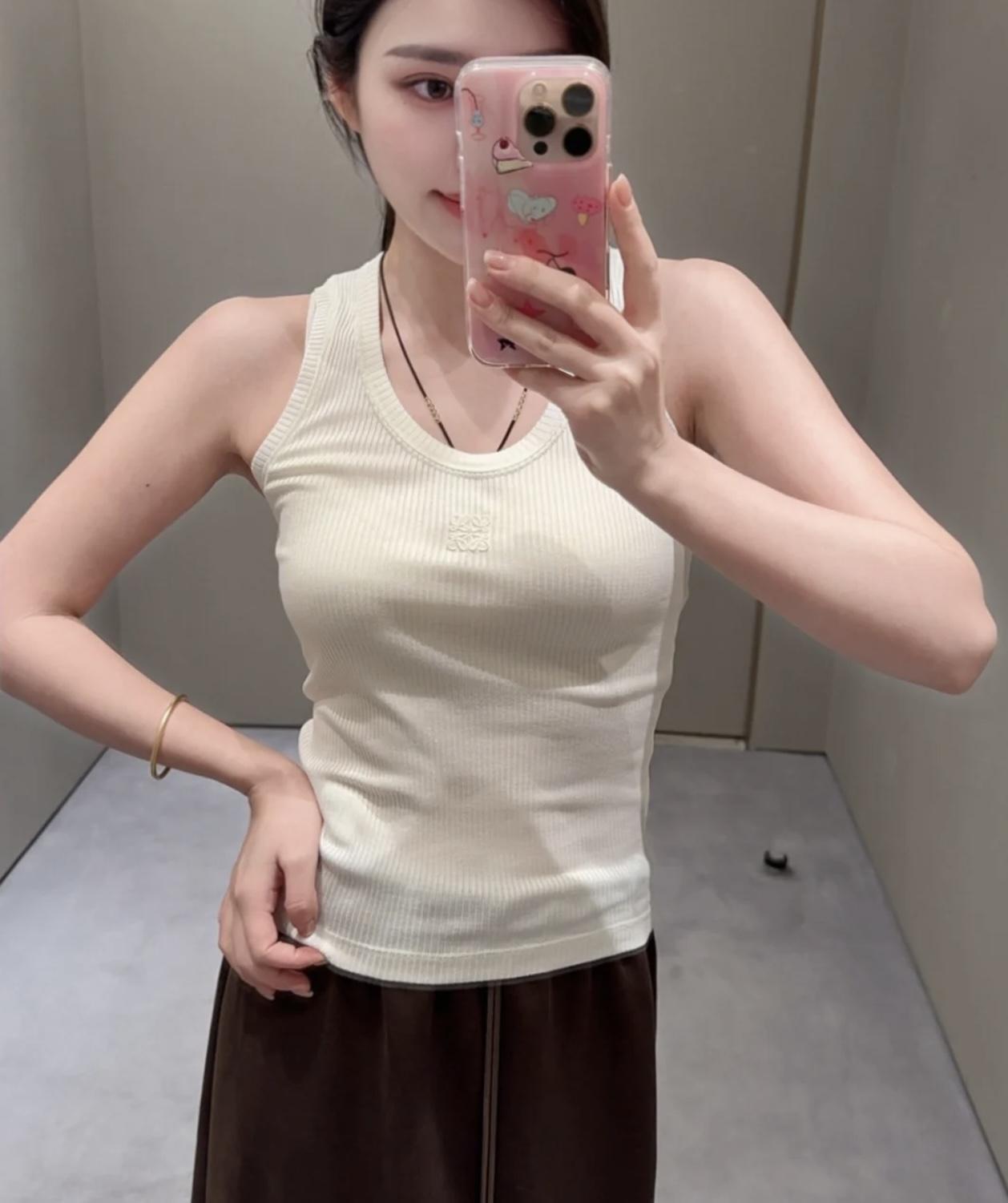 c4f2e5669a4eb072b63b104dbf0b0def.jpg