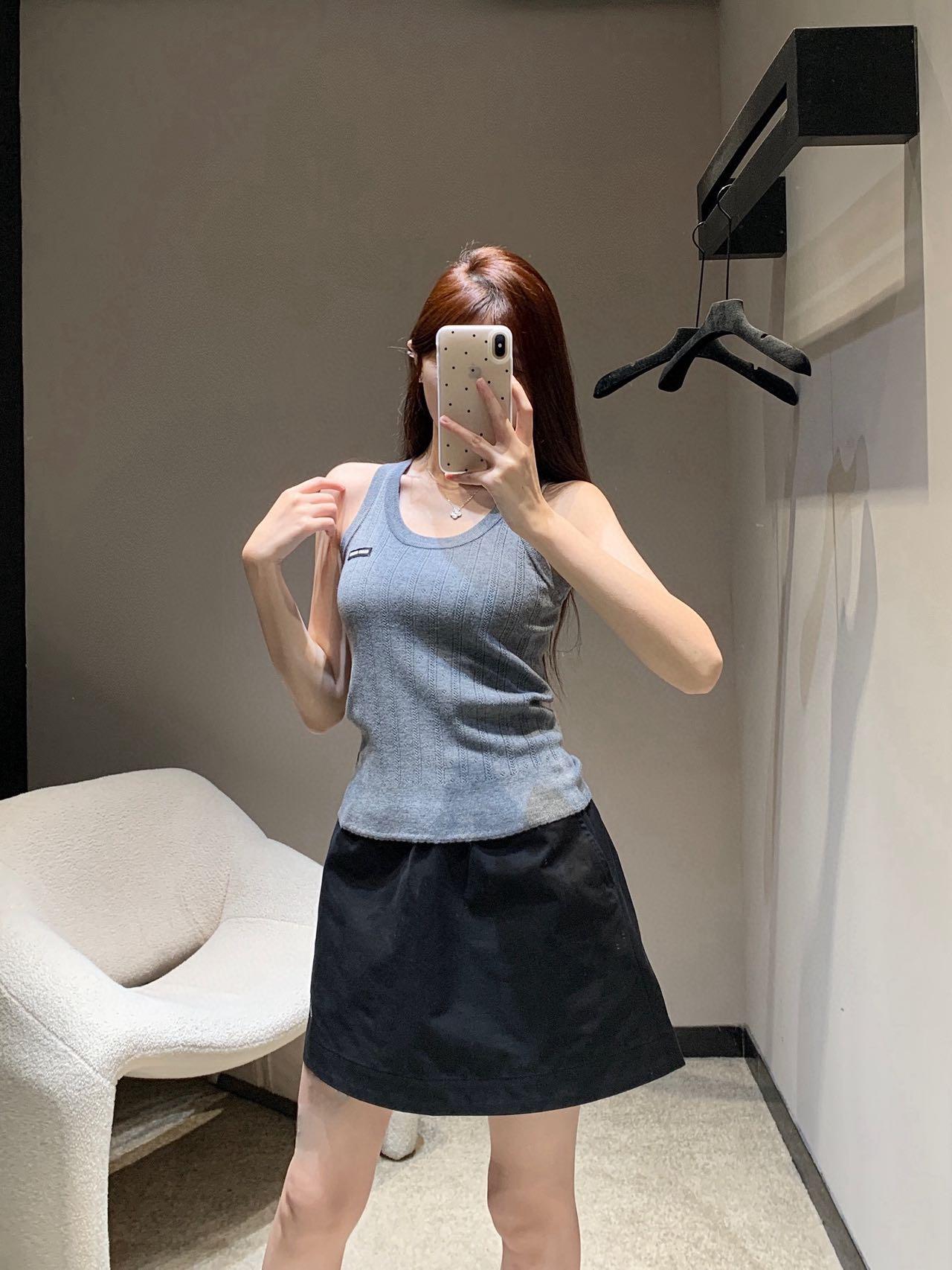c6b267f291fe693be5d2071bfd4025d3.jpg