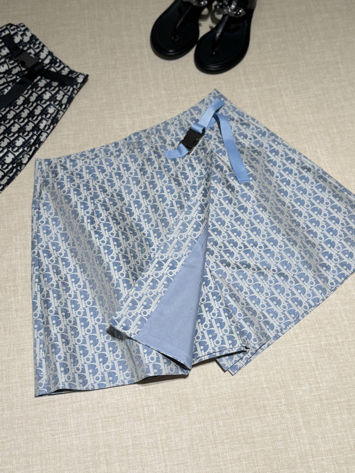 c906d9bed66a5ab8834589fa16a7f63e.jpg