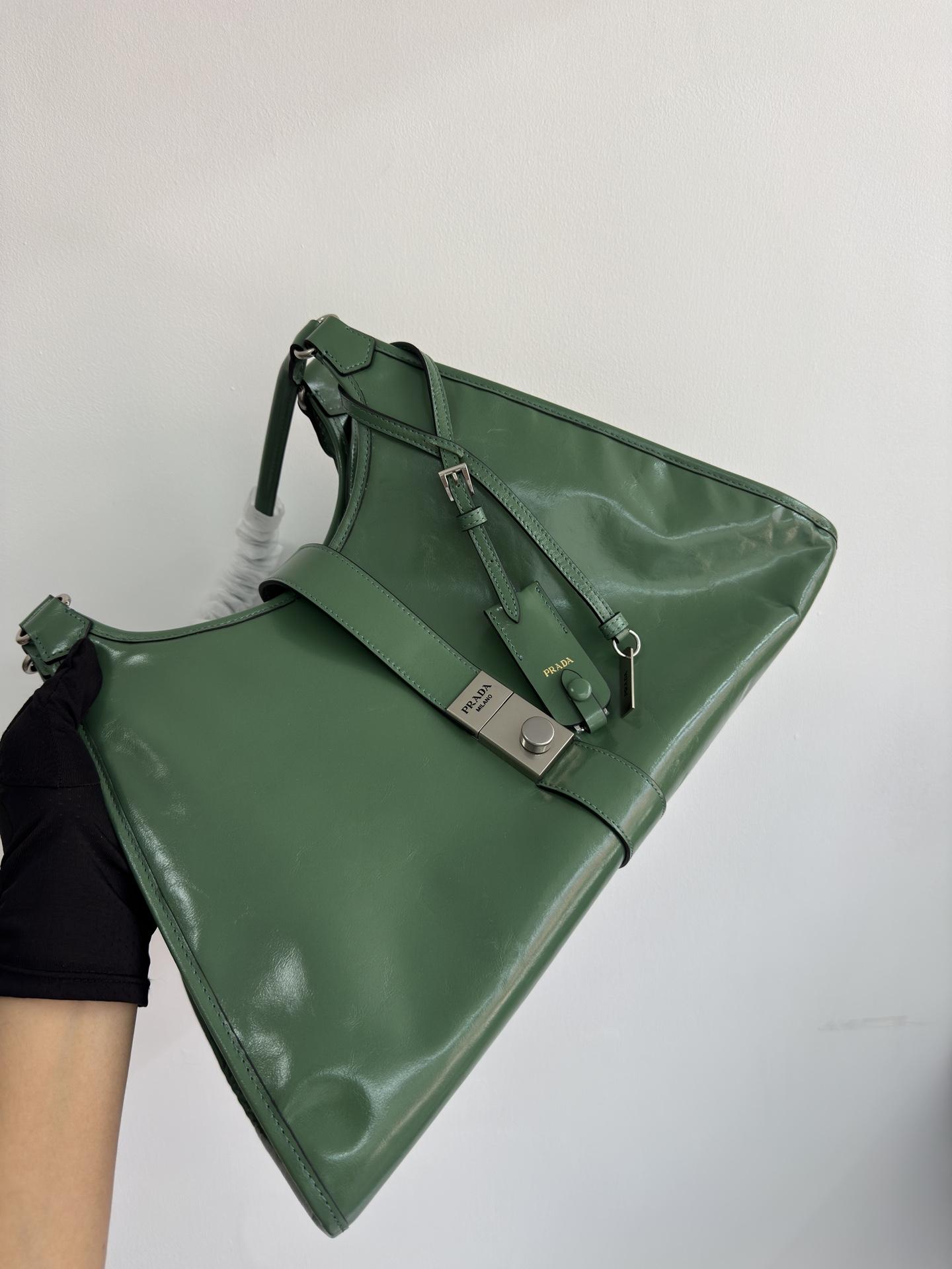 d3834f7418fc56684a016cc2dba7ff91.jpg