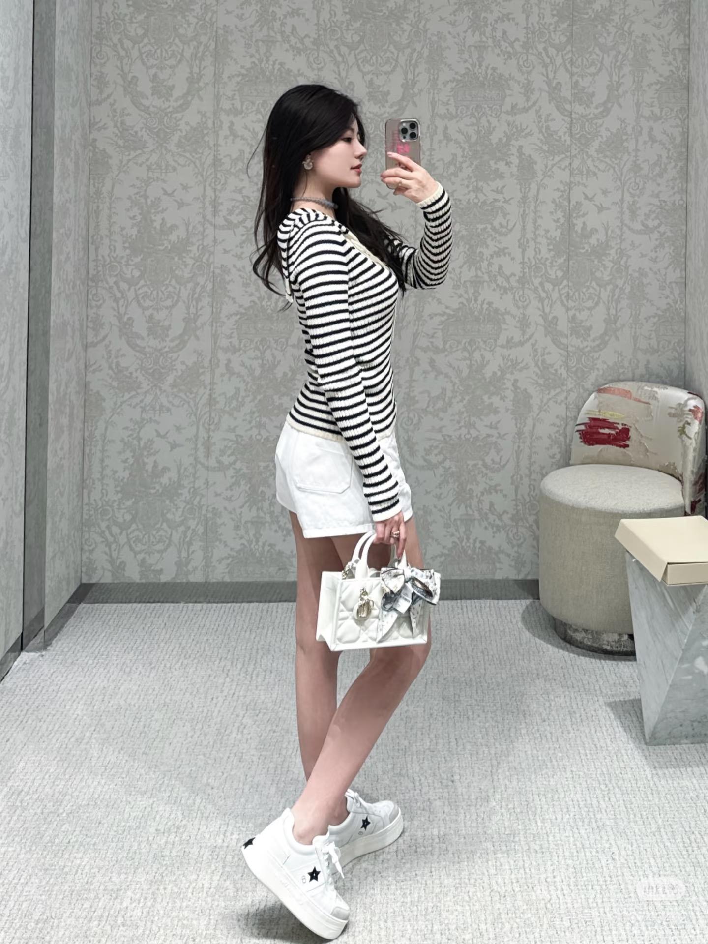d765e5c578bd54d9bb015d8cae22700f.jpg
