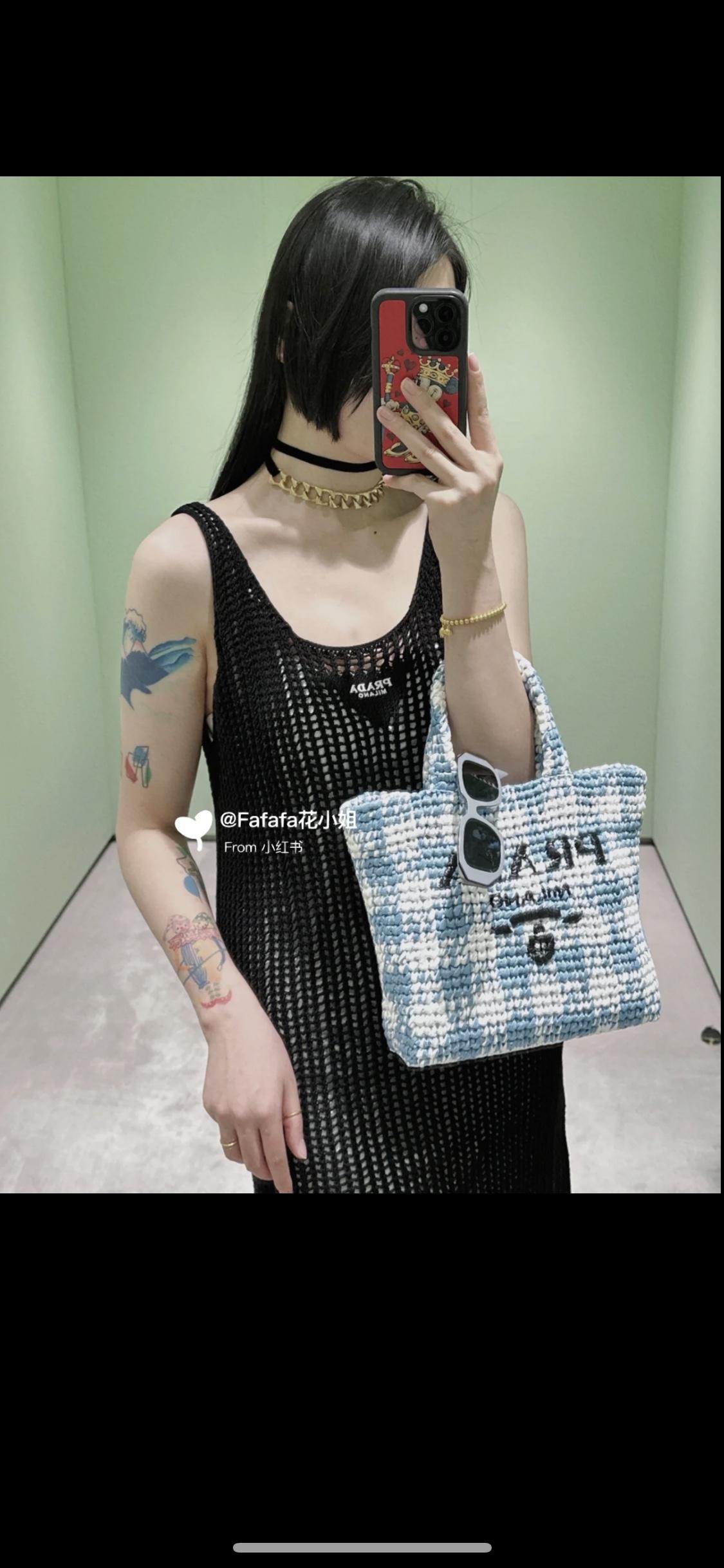 fefcf976a43708d3b82a890a6754c3d2.jpg