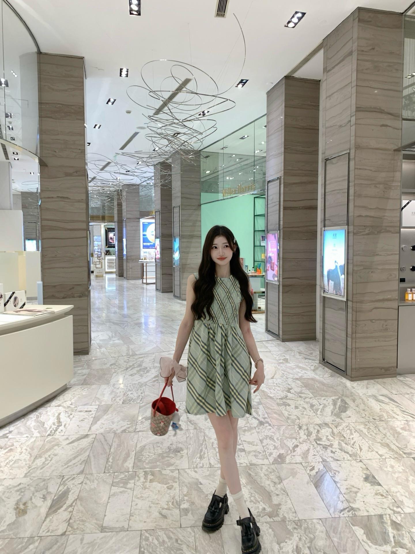 b4b3cf905254ce1a9f142040bf9a603b.jpg