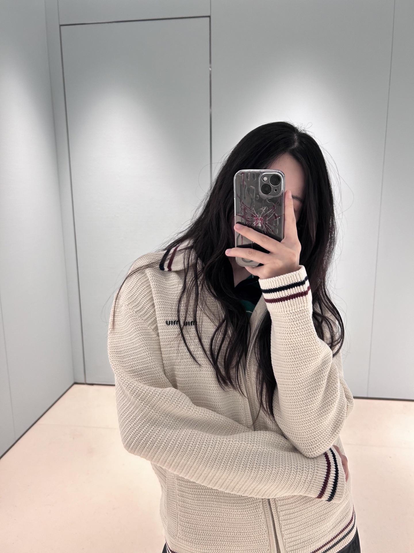 0d76453a6c8ea1ab0b5f2f5ad6c9ca95.jpg