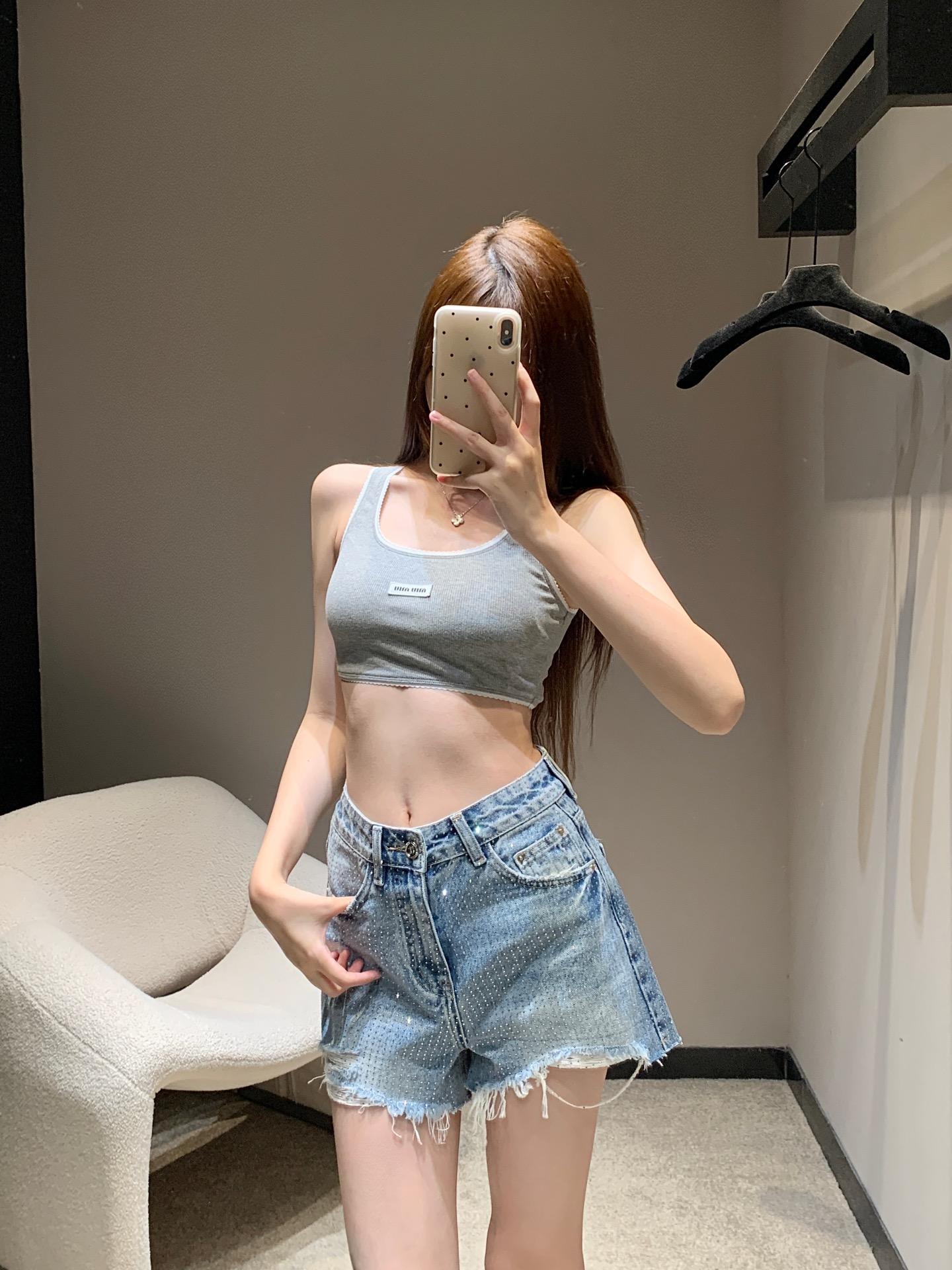13ca6c4f1146f8e9cb559c6b85ee2a66.jpg