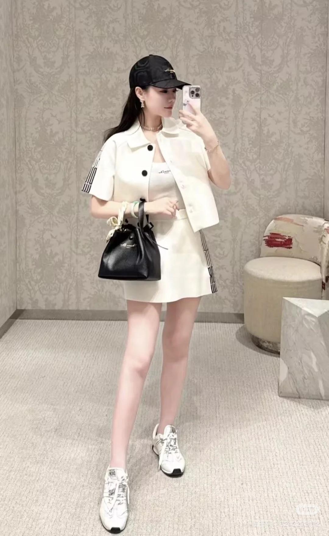 226478f7efb1e4e3facd2936f097f3fa.jpg