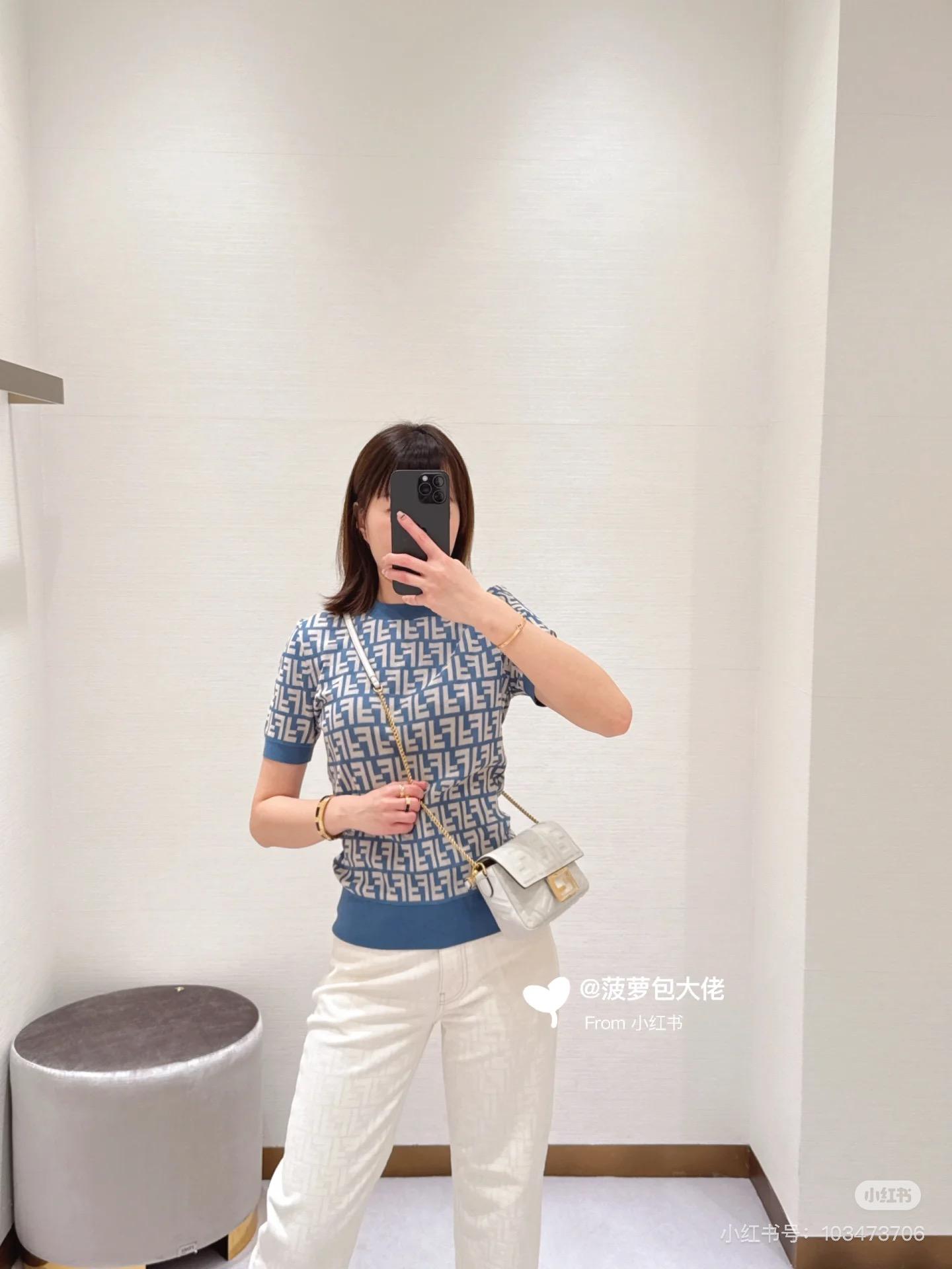2dba1ddbfe04647a5ae1deef2a35ef90.jpg