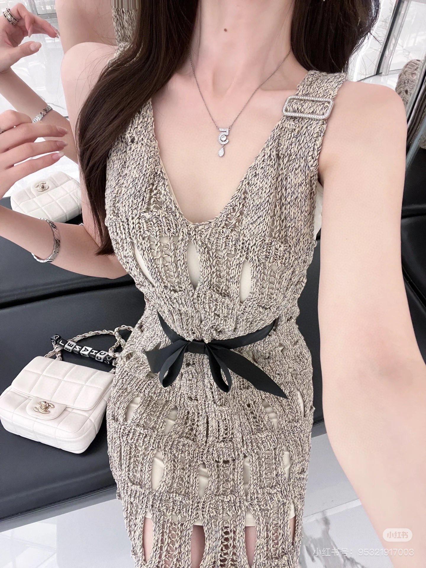 5a84cb42452a3a2dce76d390ea553430.jpg
