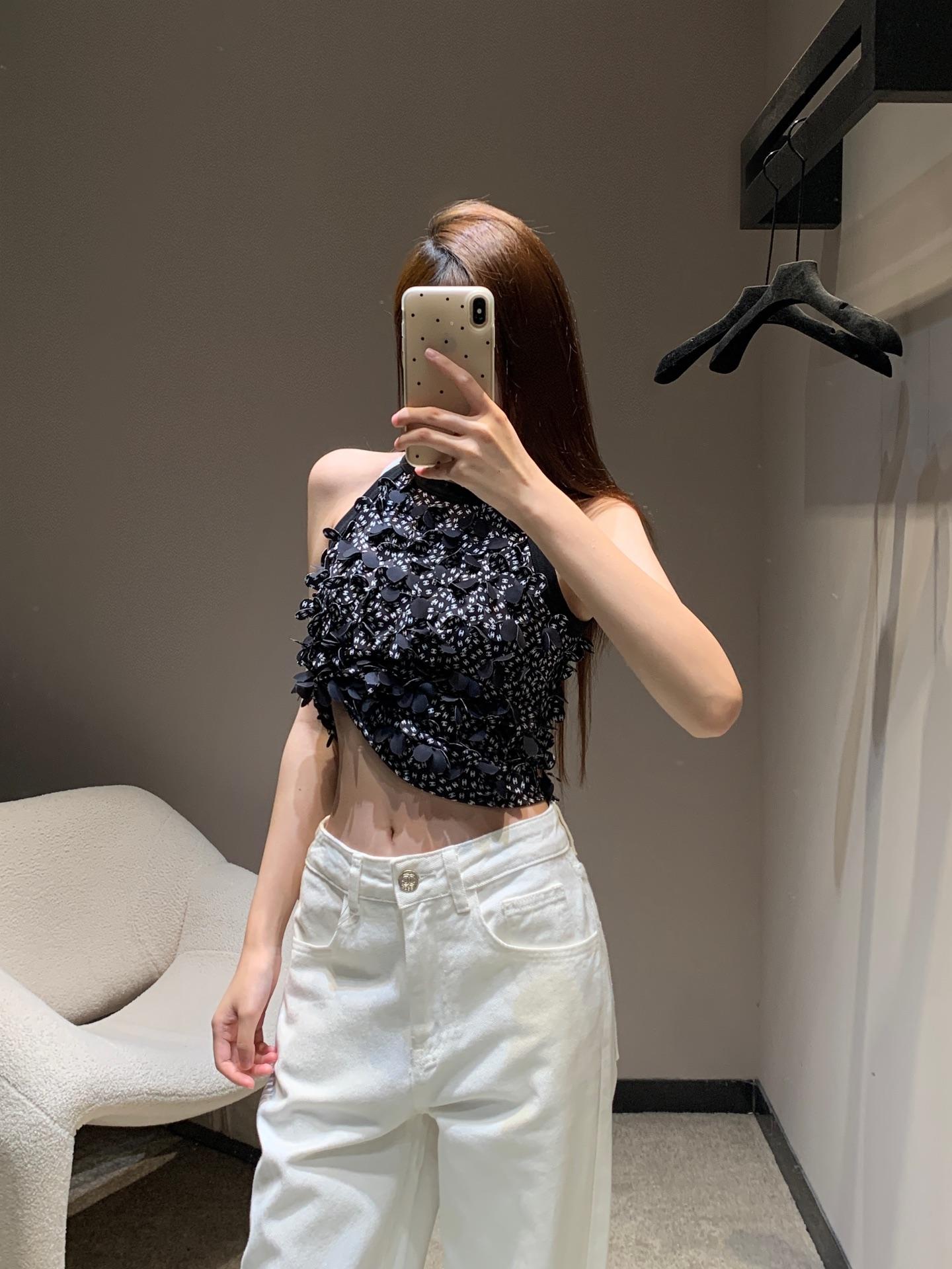 5b5cce685c51c036bdb5dcd38cec28b3.jpg