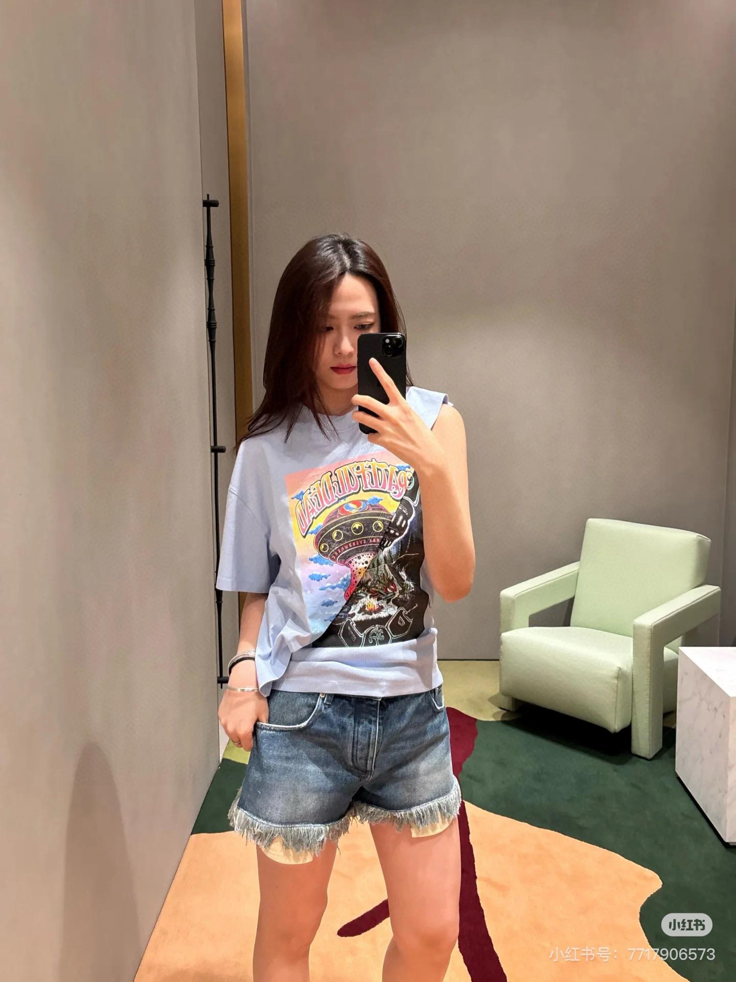 6186c1e5b654f69f81aa6ff1f92afe8c.jpg