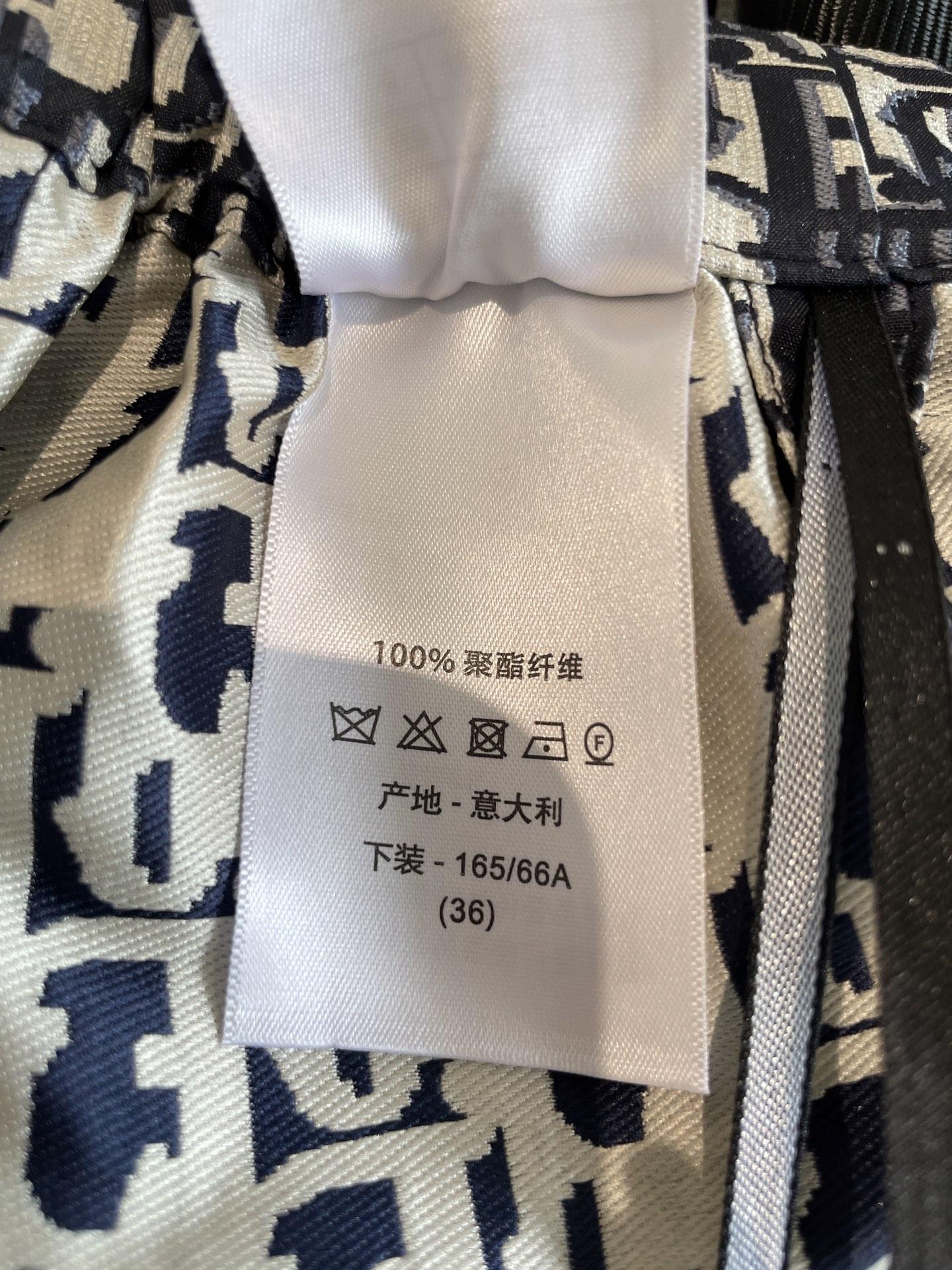 6ff1ab1b46f5fb4b43b27107db411c27.jpg