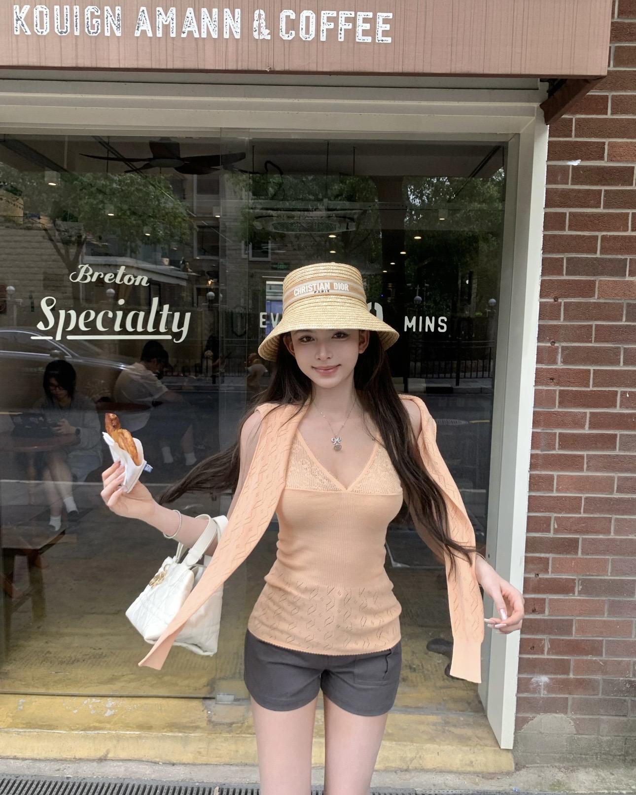 7b203eb2babe4684a373c3d709736a02.jpg