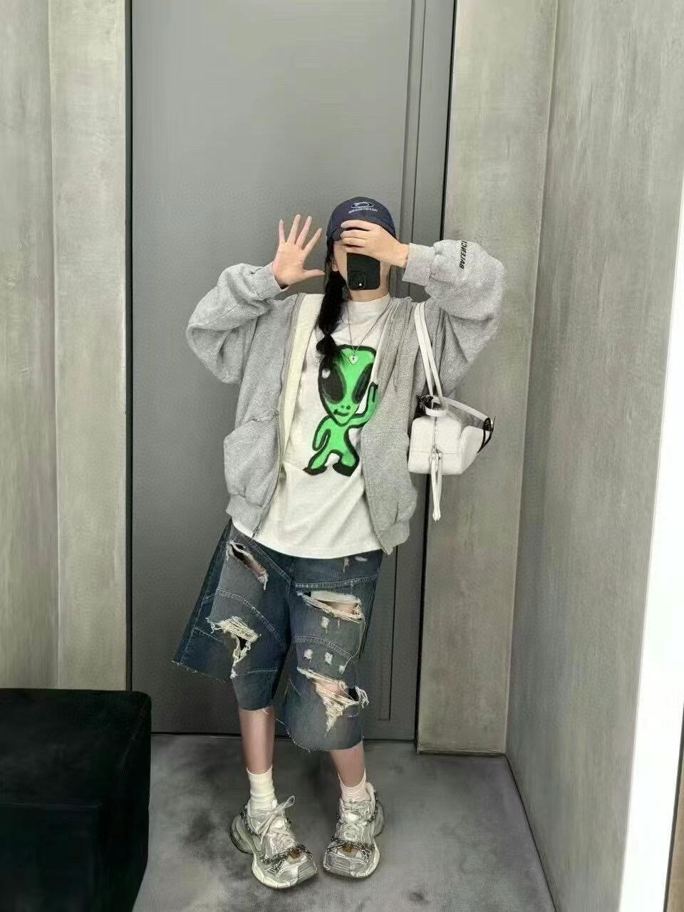 8063d6861fb6cd96681d4c204fc397b8.jpg