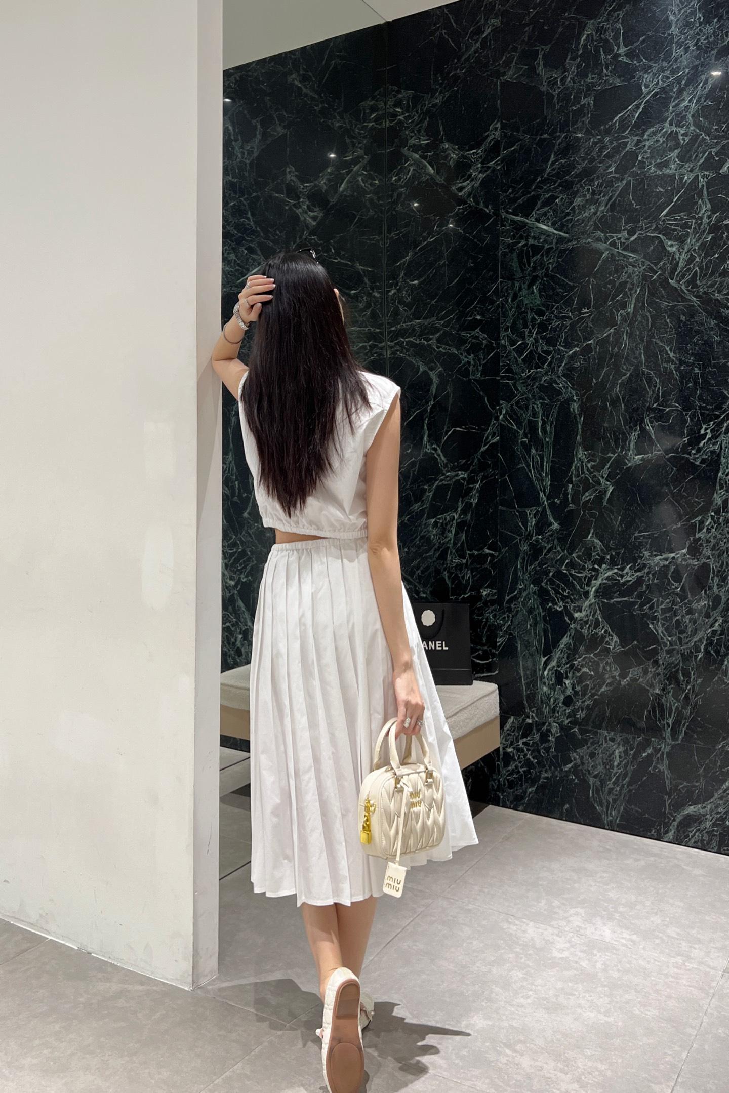 956f27d36d301f6d11cdc1504c04eb35.jpg