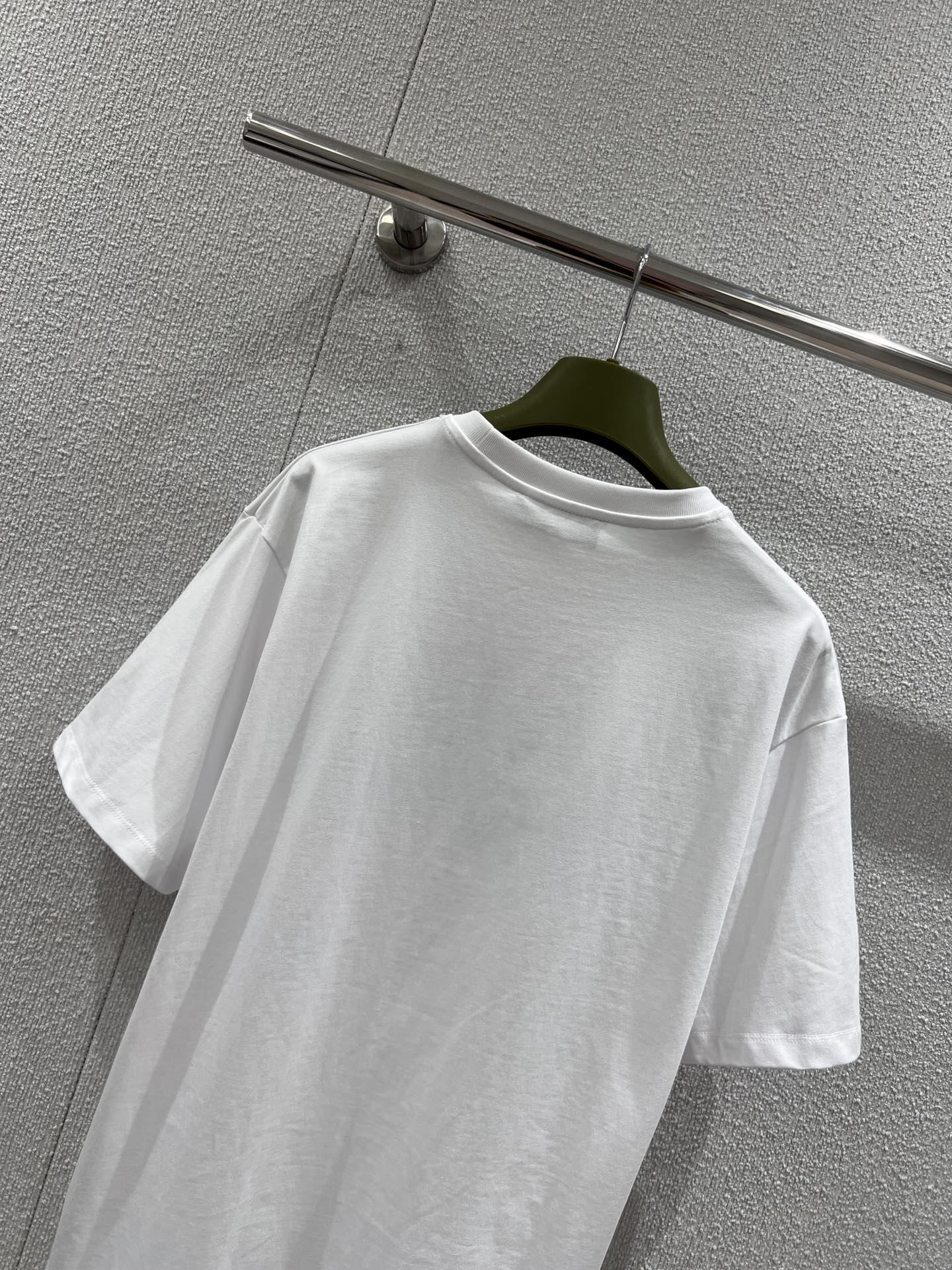 9a70850fd948ddc2bc42d561cda8fbfd.jpg