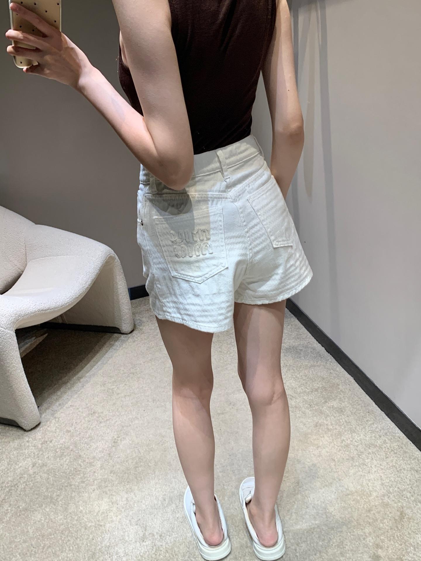 abef9a0f3b245bb68a593276a65c9c19.jpg