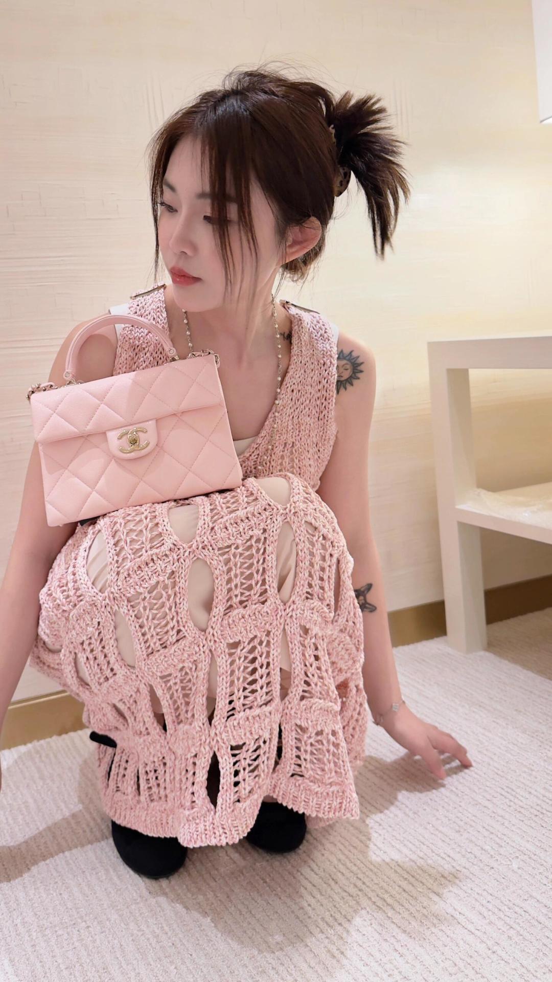 b1a8299a8b5e5a940bc26345a888291a.jpg