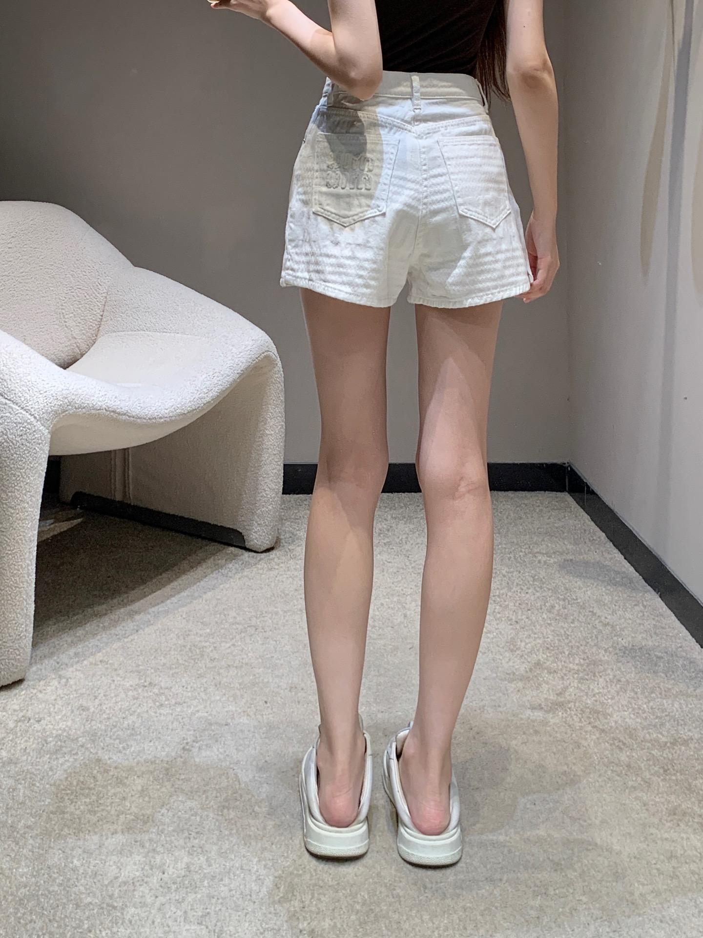 b4d21e3aa734ee161ce024d1cfec5311.jpg