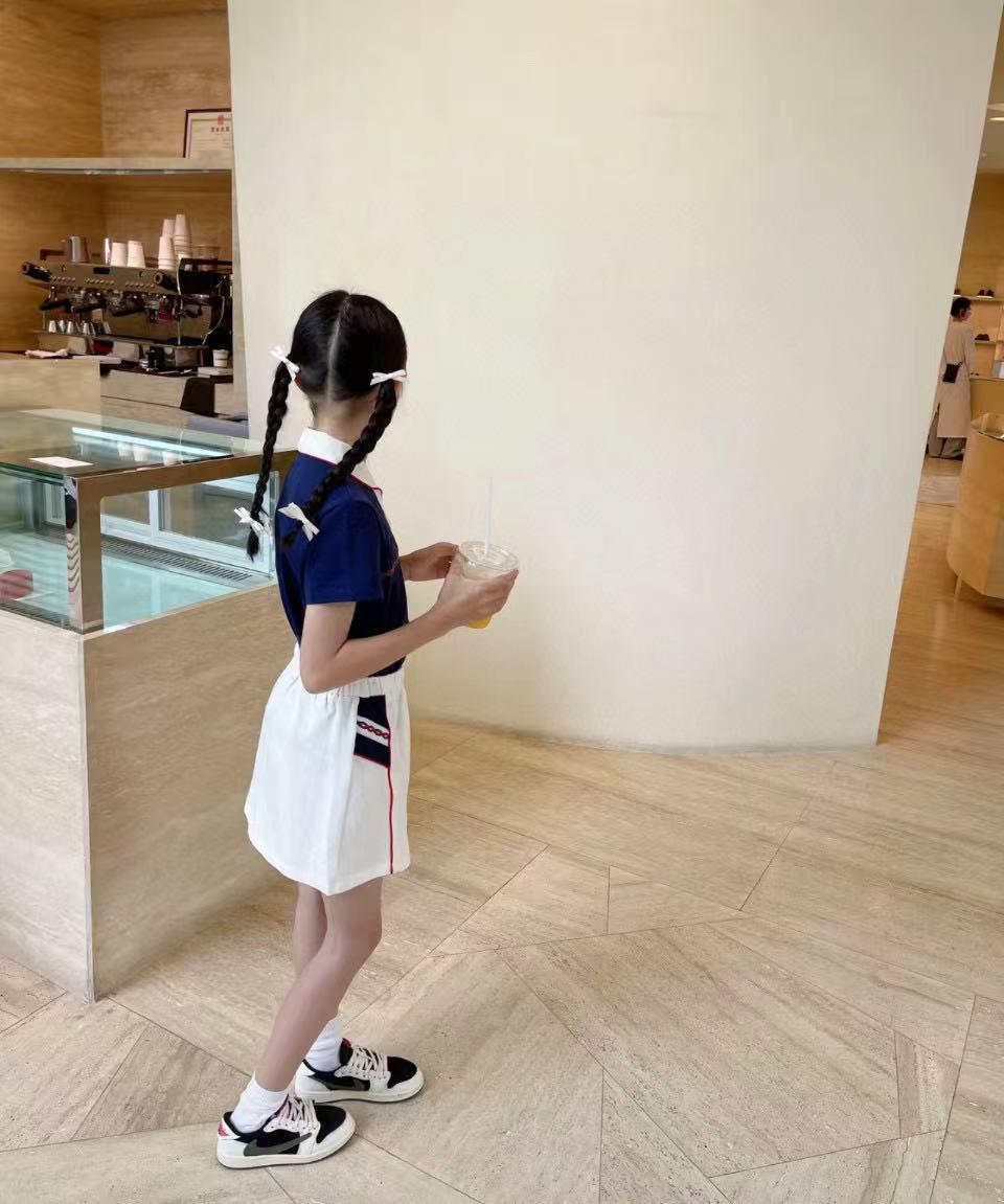 b535c120b3471bc3271323d572ec05ef.jpg