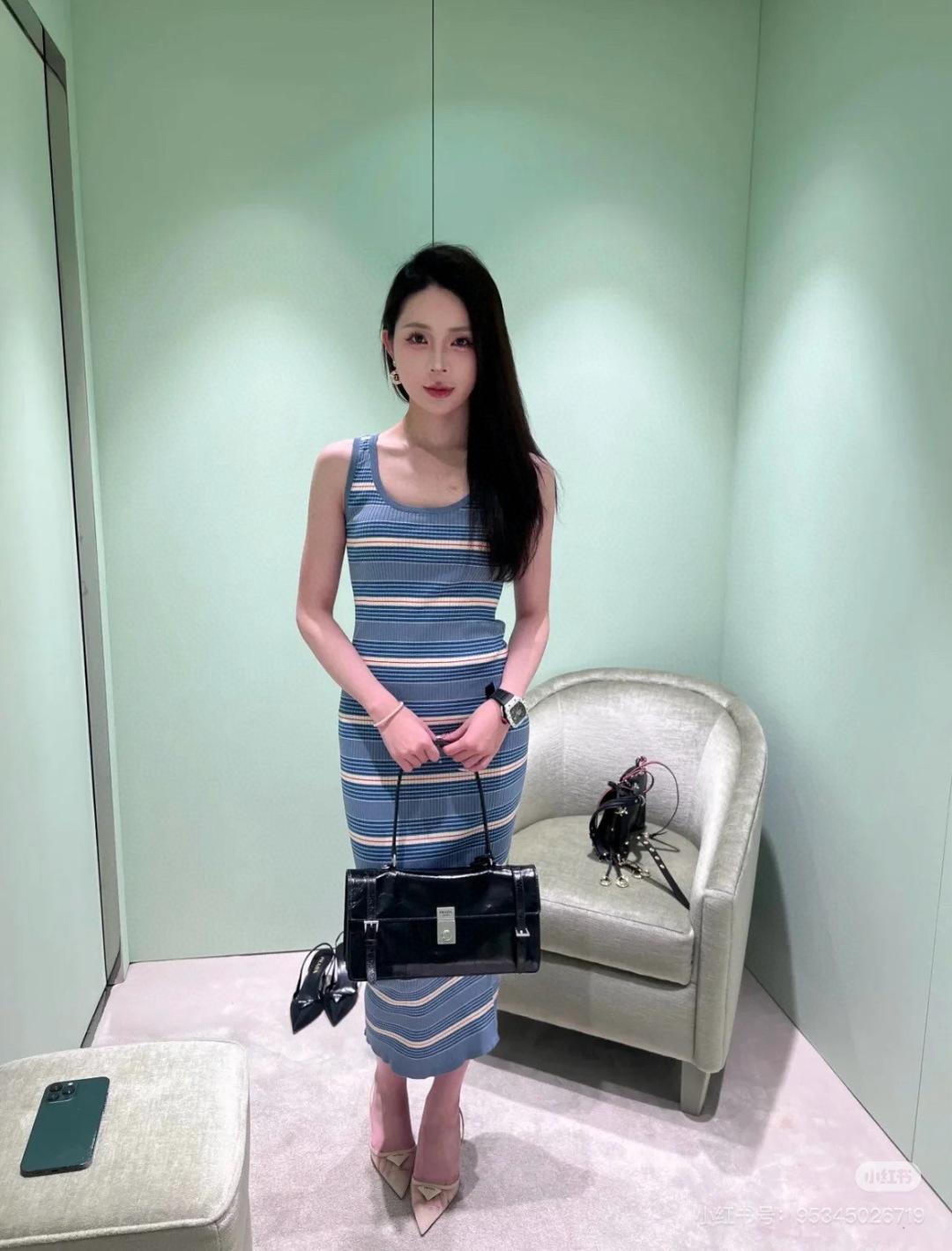 c8f1d6e0a866bfa26ad7fe0b5accddbf.jpg