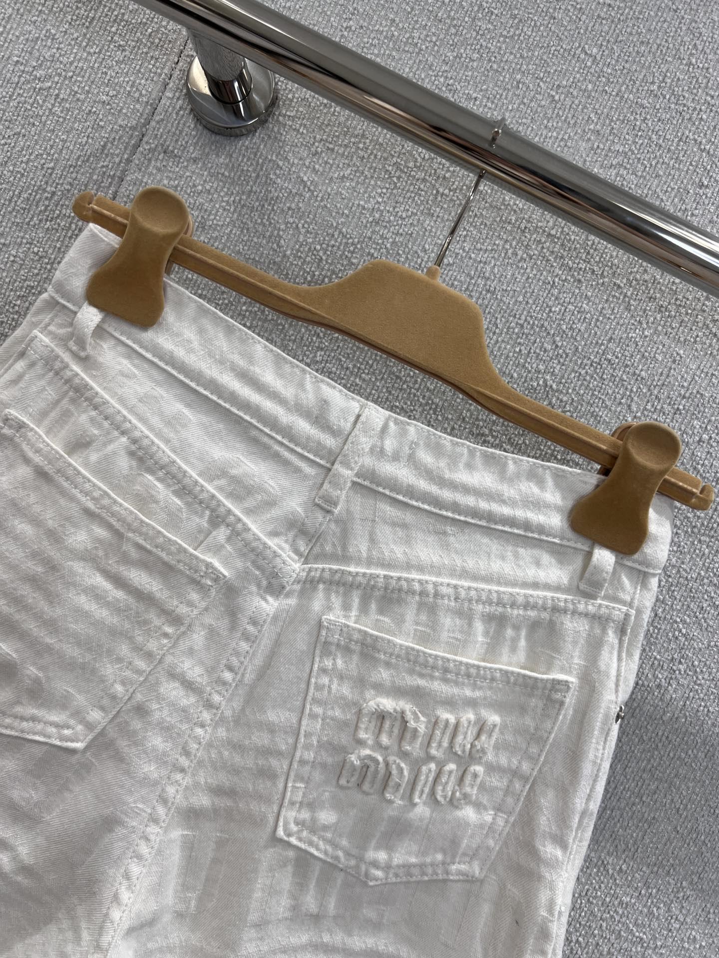 dc9a4635c81eb1a0273a36a4d211d730.jpg