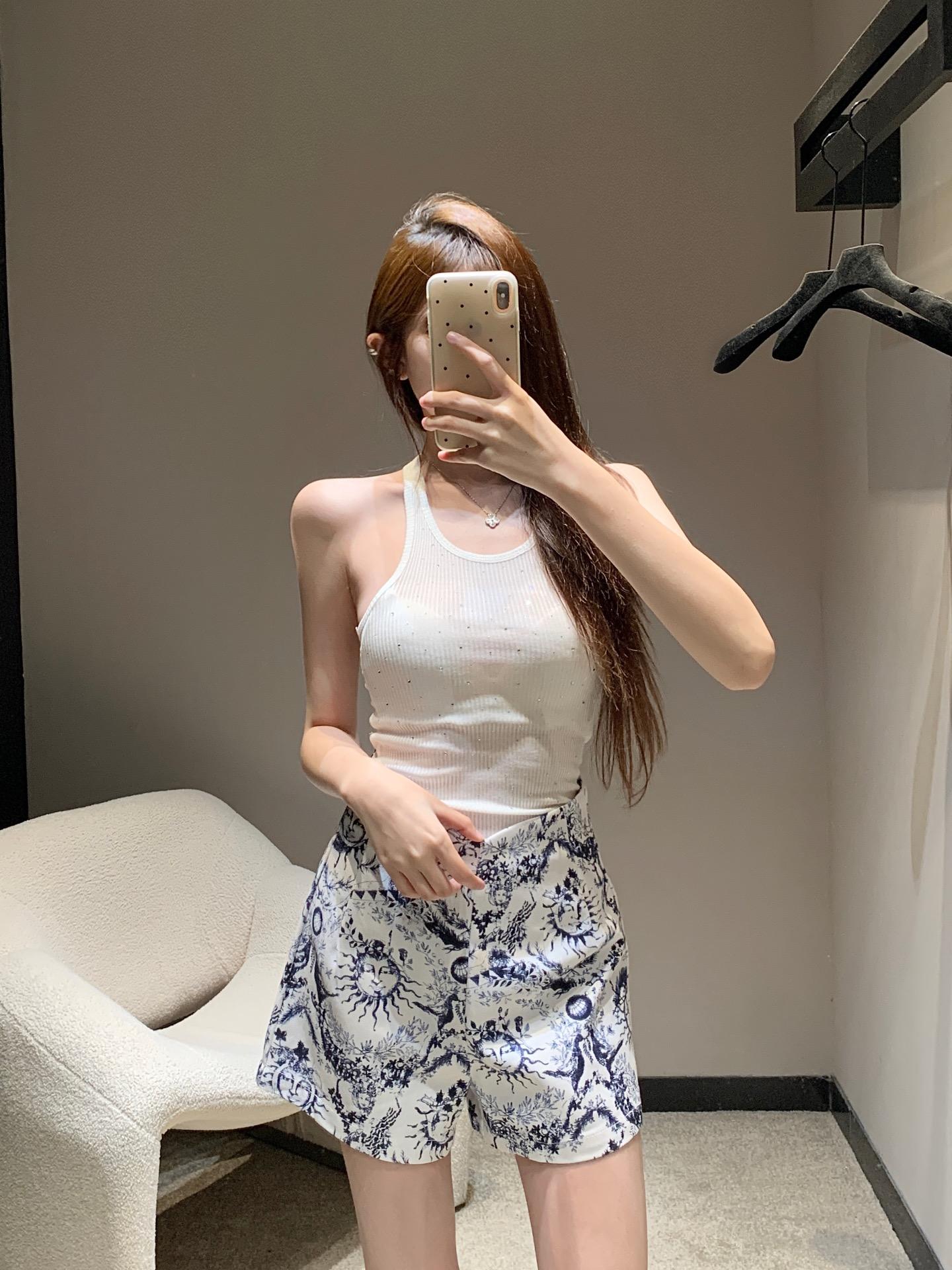 ebeb6ef1d2f16be68c4f72068e8fbcca.jpg