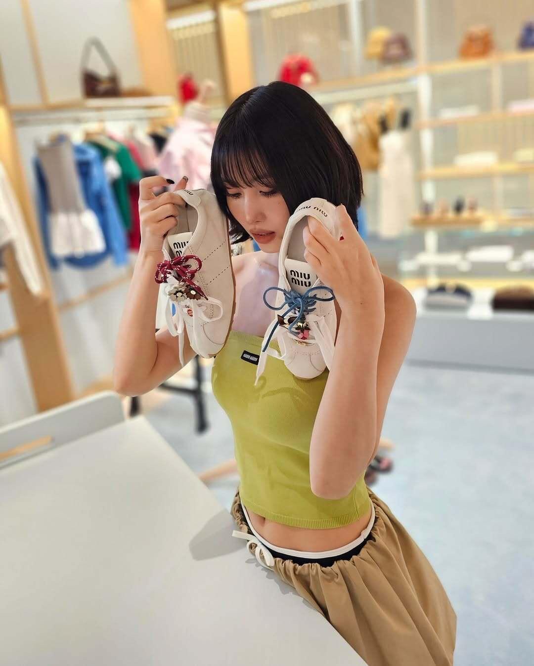 eccf539458338ca06a68e2d28cad58f8.jpg