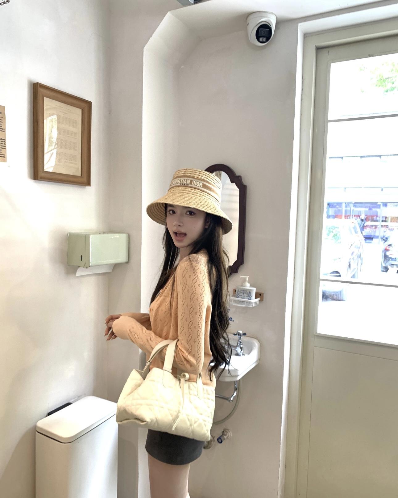 f8d97d3048add718c9b7cd1e564346a7.jpg
