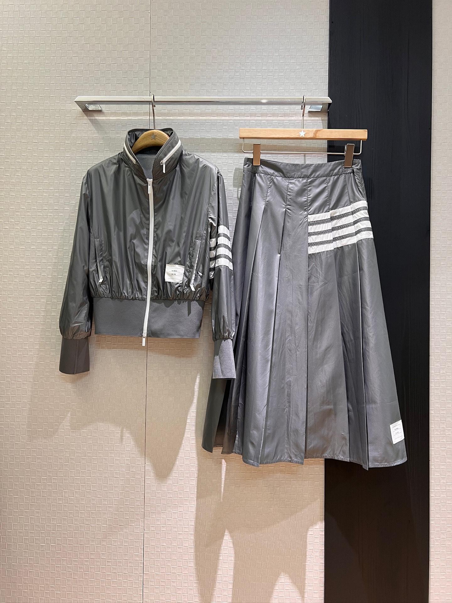 0243a4a3553817b8986edc61c70ada1b.jpg