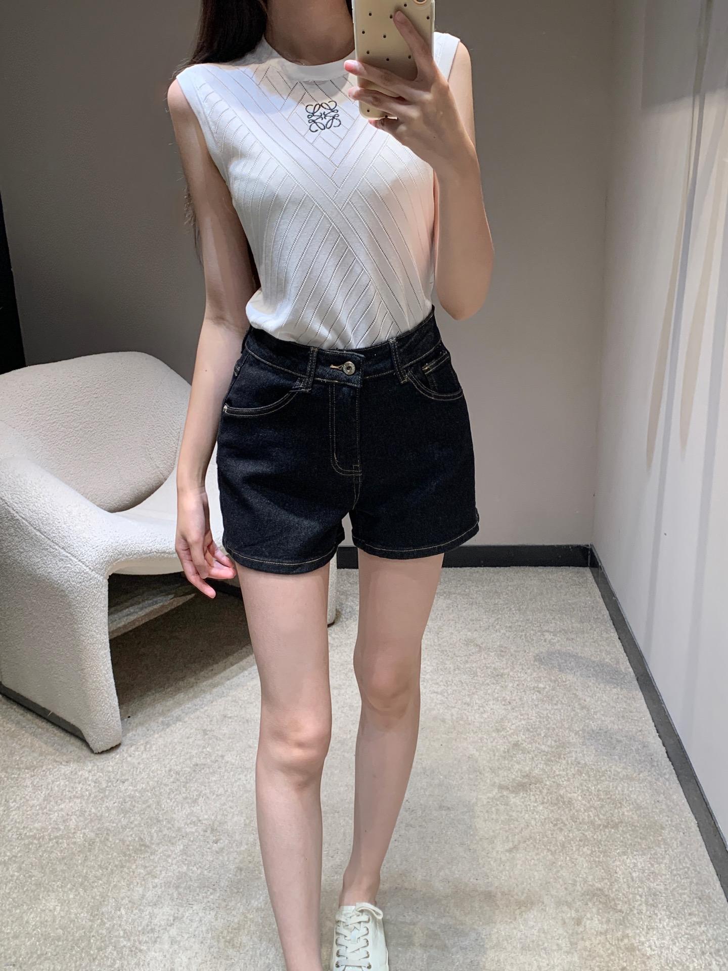0e1abe5c1d41c31cd03c9d8e1933db1c.jpg