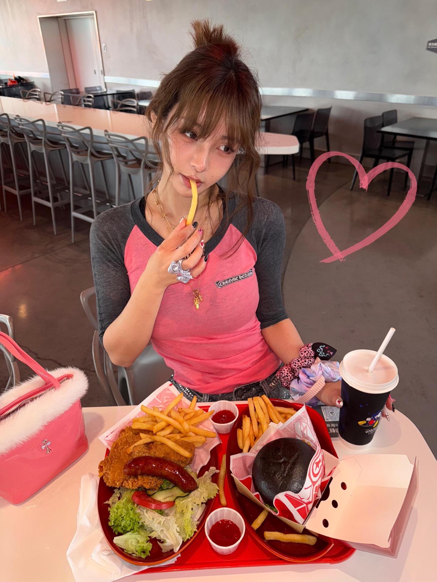 275426a701a7d47ec0973df0bb65c44d.jpg