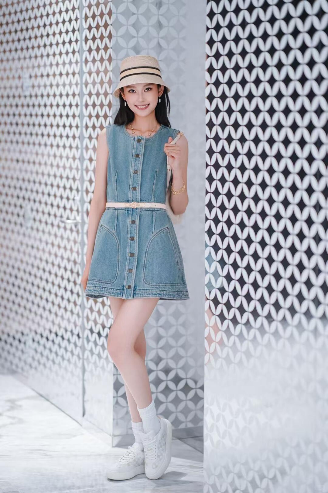 410782cf0de5311bbae3d6b31a97bb44.jpg