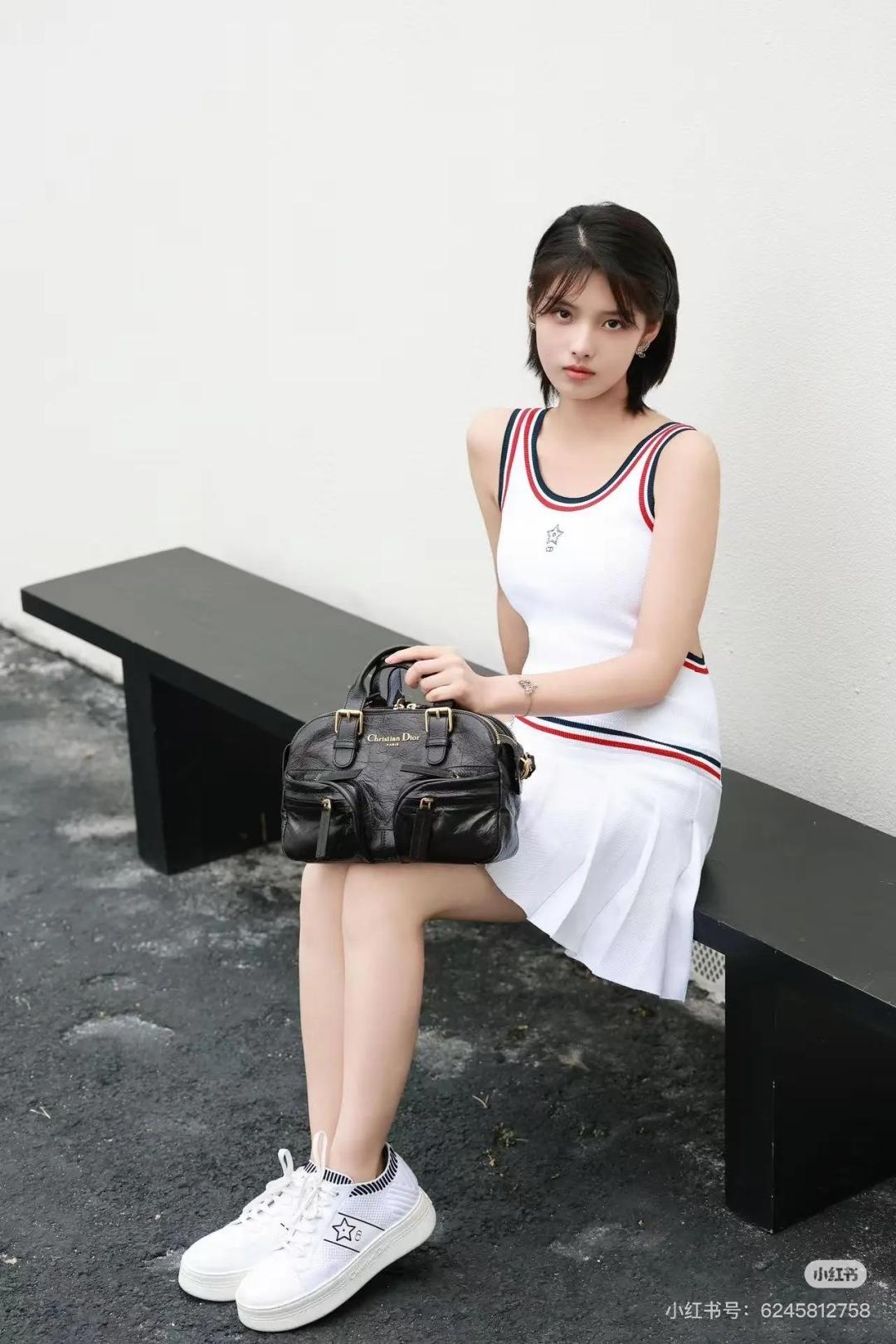 556a72fb1f872e8879d79c719b80a4e9.jpg