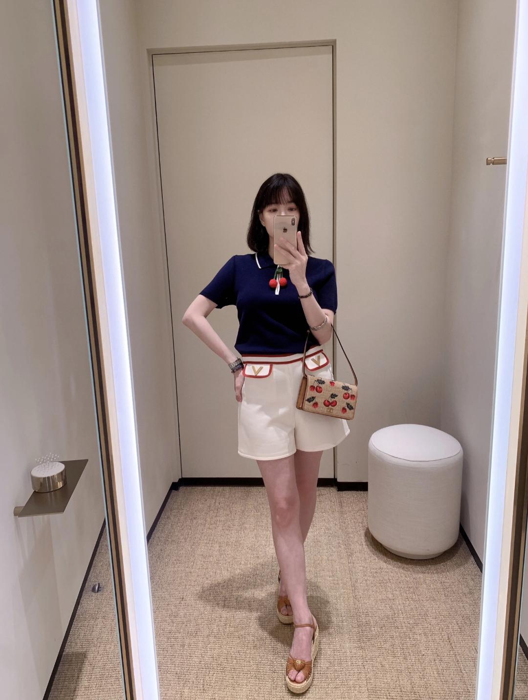 64291fbdf7c4b8c4c2971554edfd2cc1.jpg