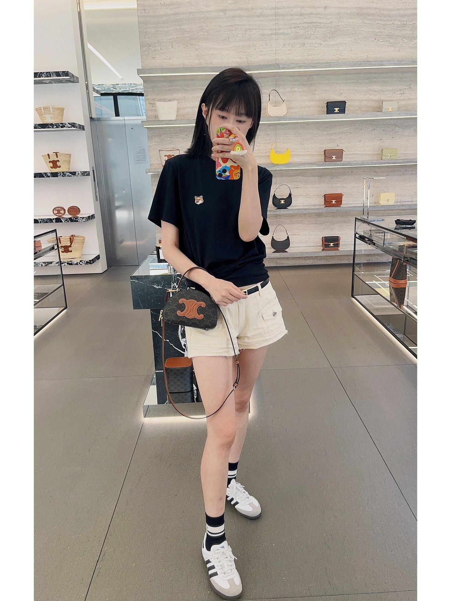 726fc8bed916b6937cfd38da638019c2.jpg