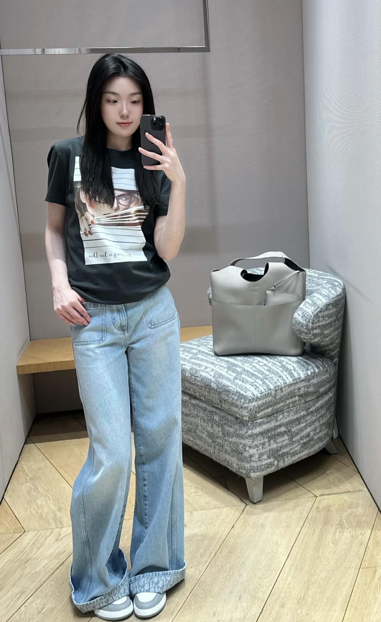 77c04c74da90a8c40b9926a517ff7600.jpg