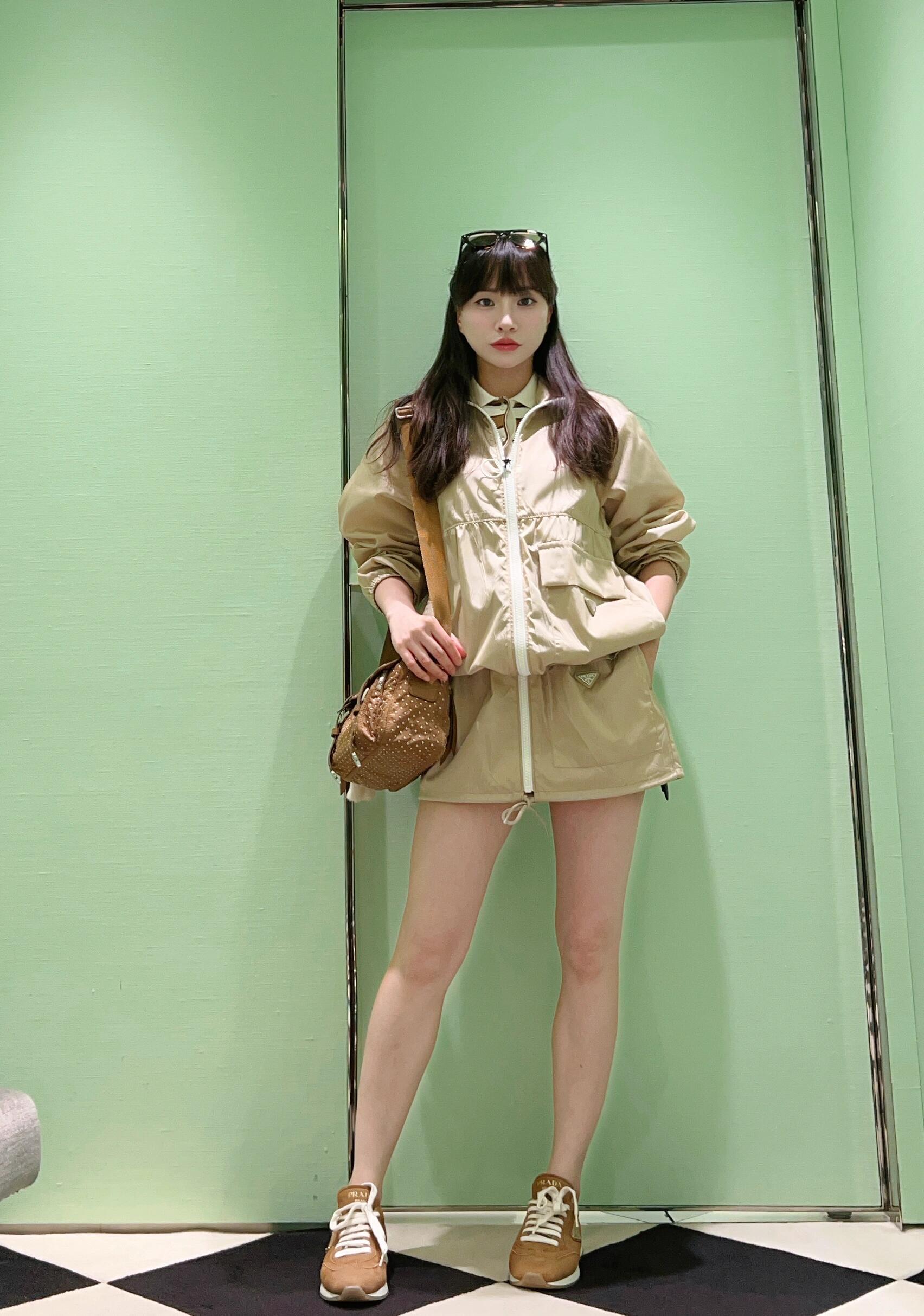 840e7ab23d47508d355379ed7a4e2c9c.jpg