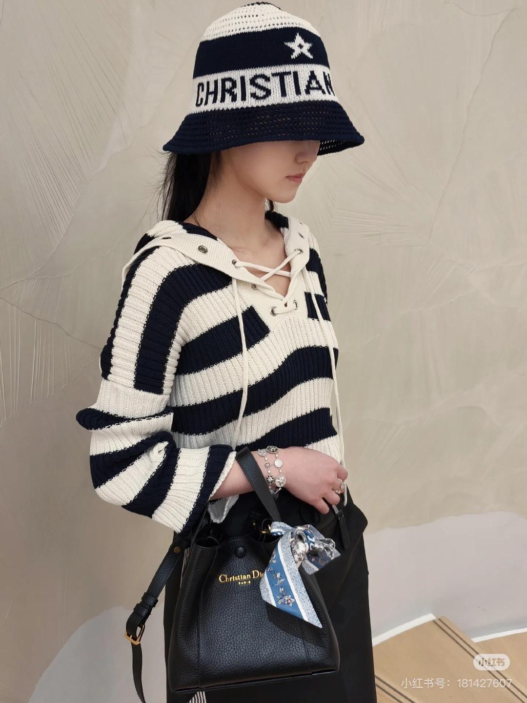 9aa3b0acc82401c603f6364482264ed5.jpg