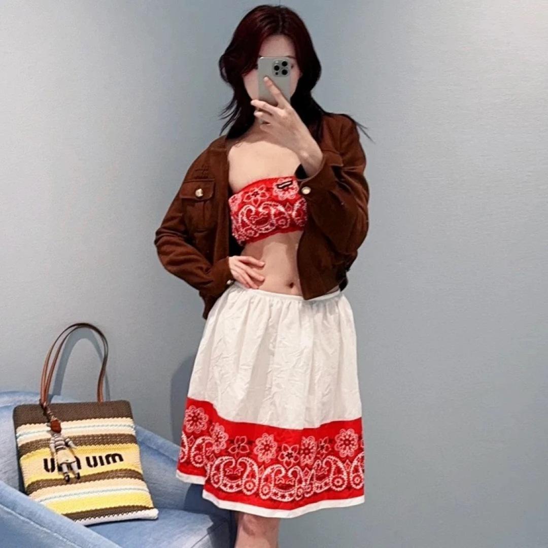 a90bcbadf797cd547c4d9570110ad81a.jpg